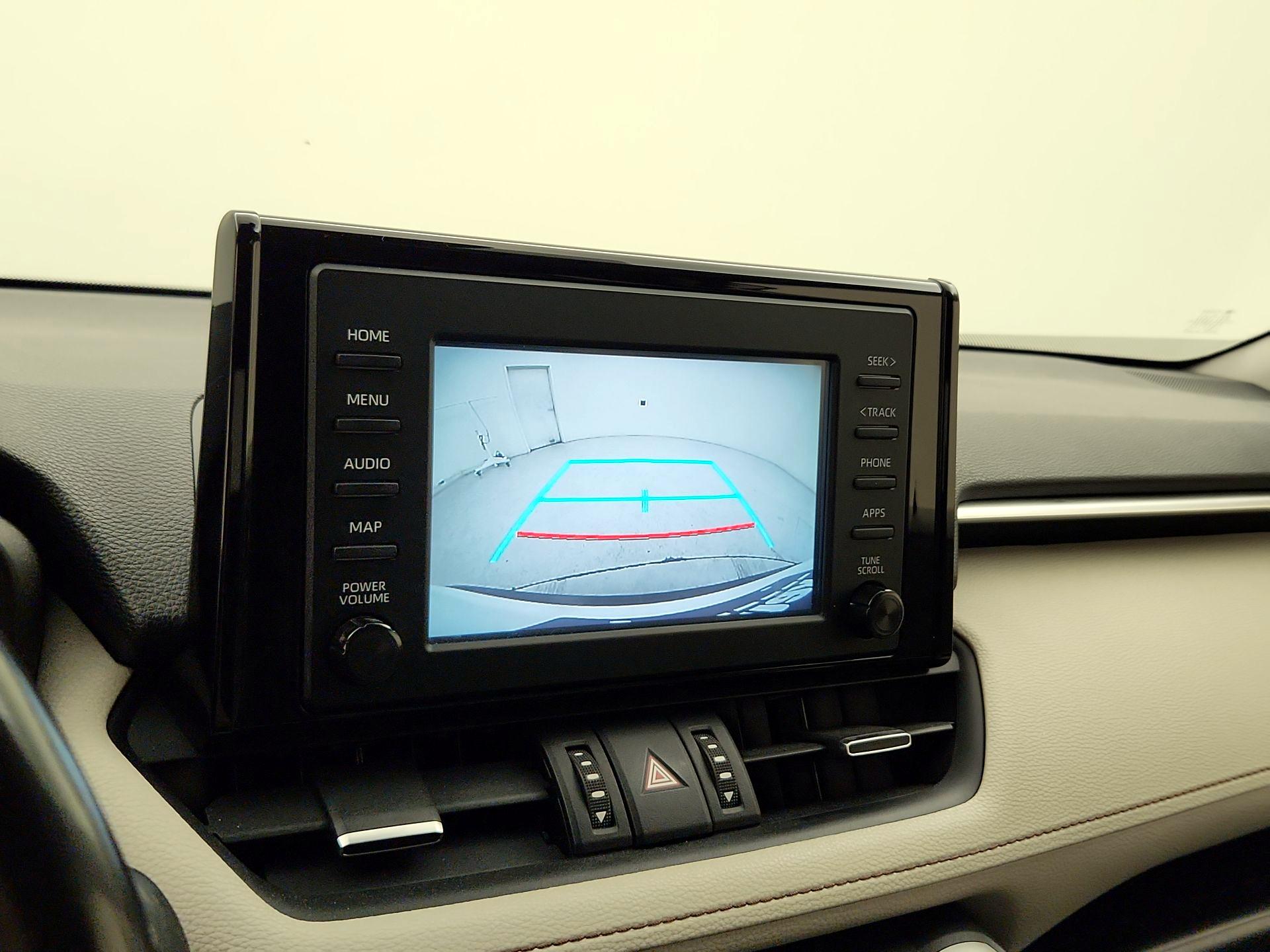 Thumbnail: 2019 Toyota RAV4 - 14