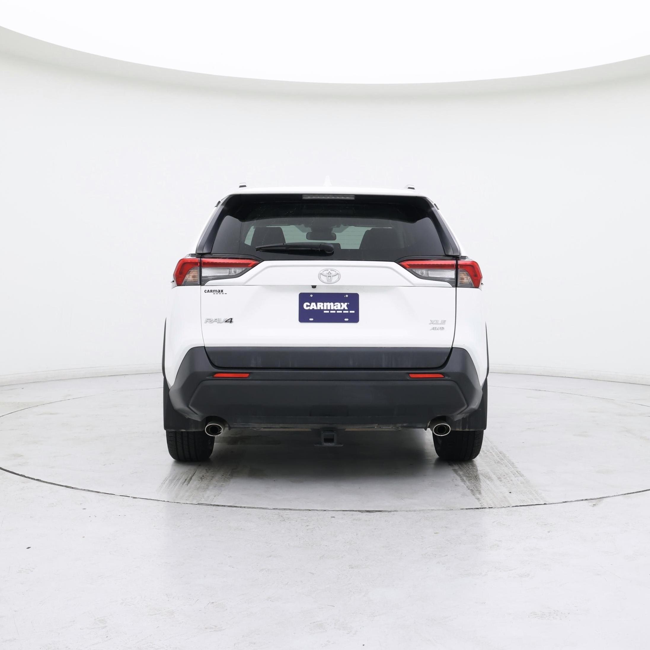 Thumbnail: 2019 Toyota RAV4 - 6