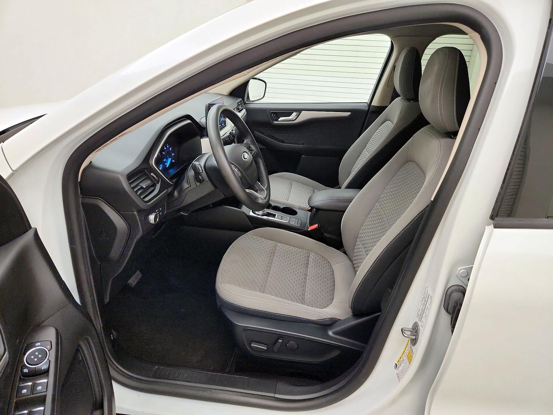 Thumbnail: 2020 Ford Escape - 11