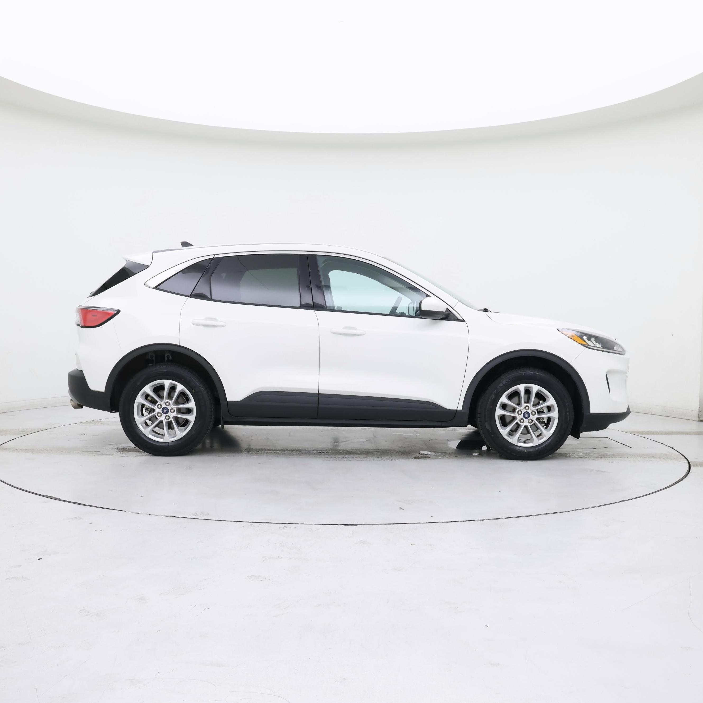 Thumbnail: 2020 Ford Escape - 7