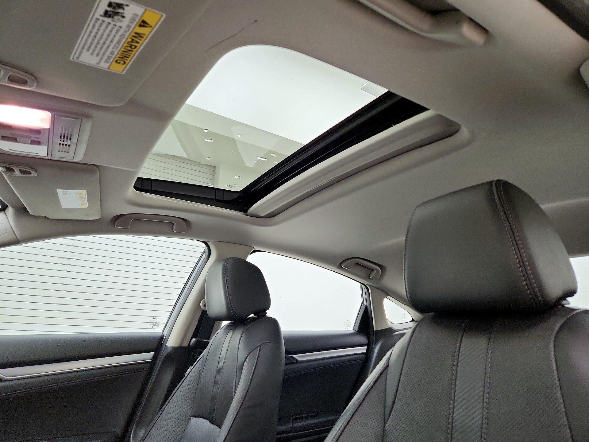 Thumbnail: 2016 Honda Civic - 19