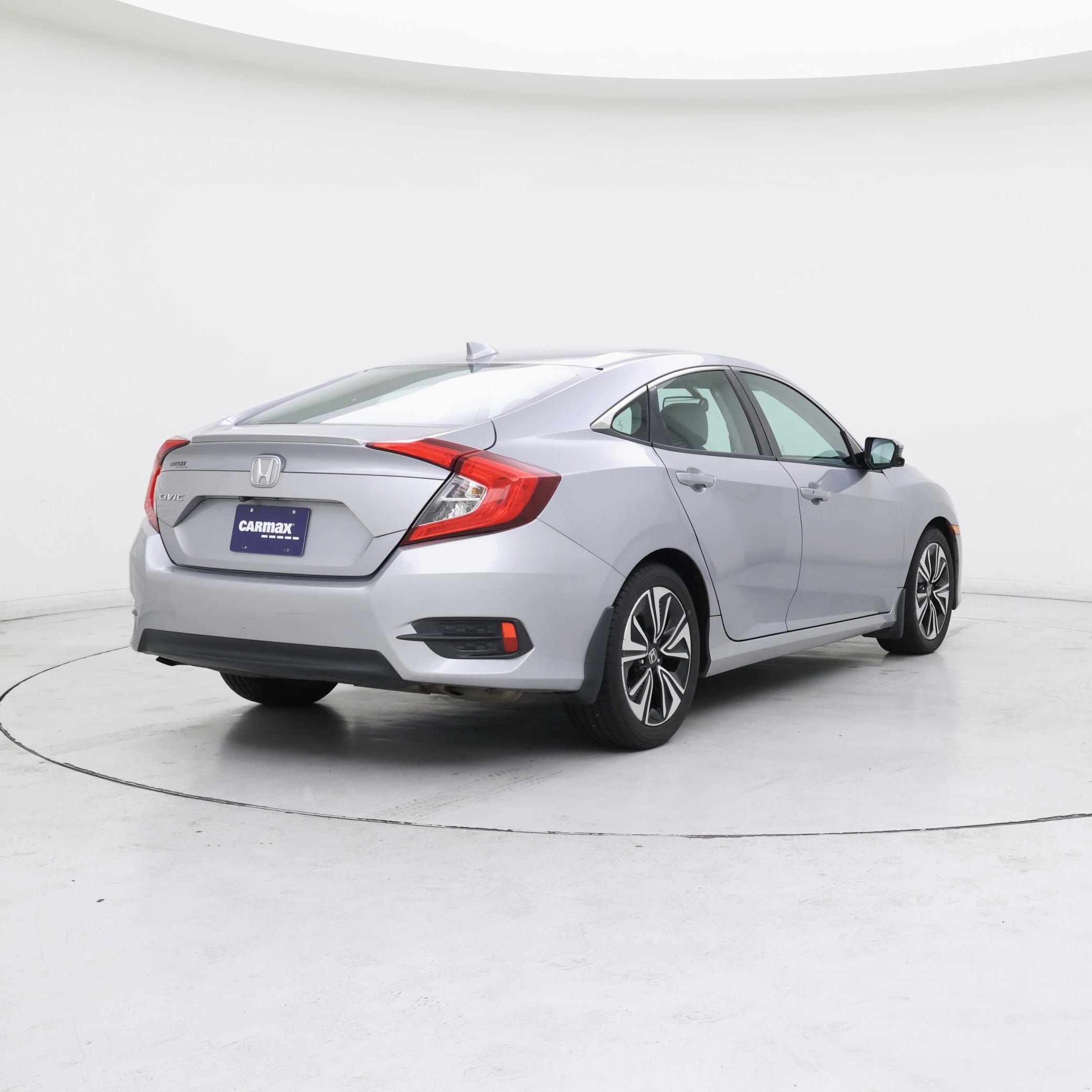 Thumbnail: 2016 Honda Civic - 8
