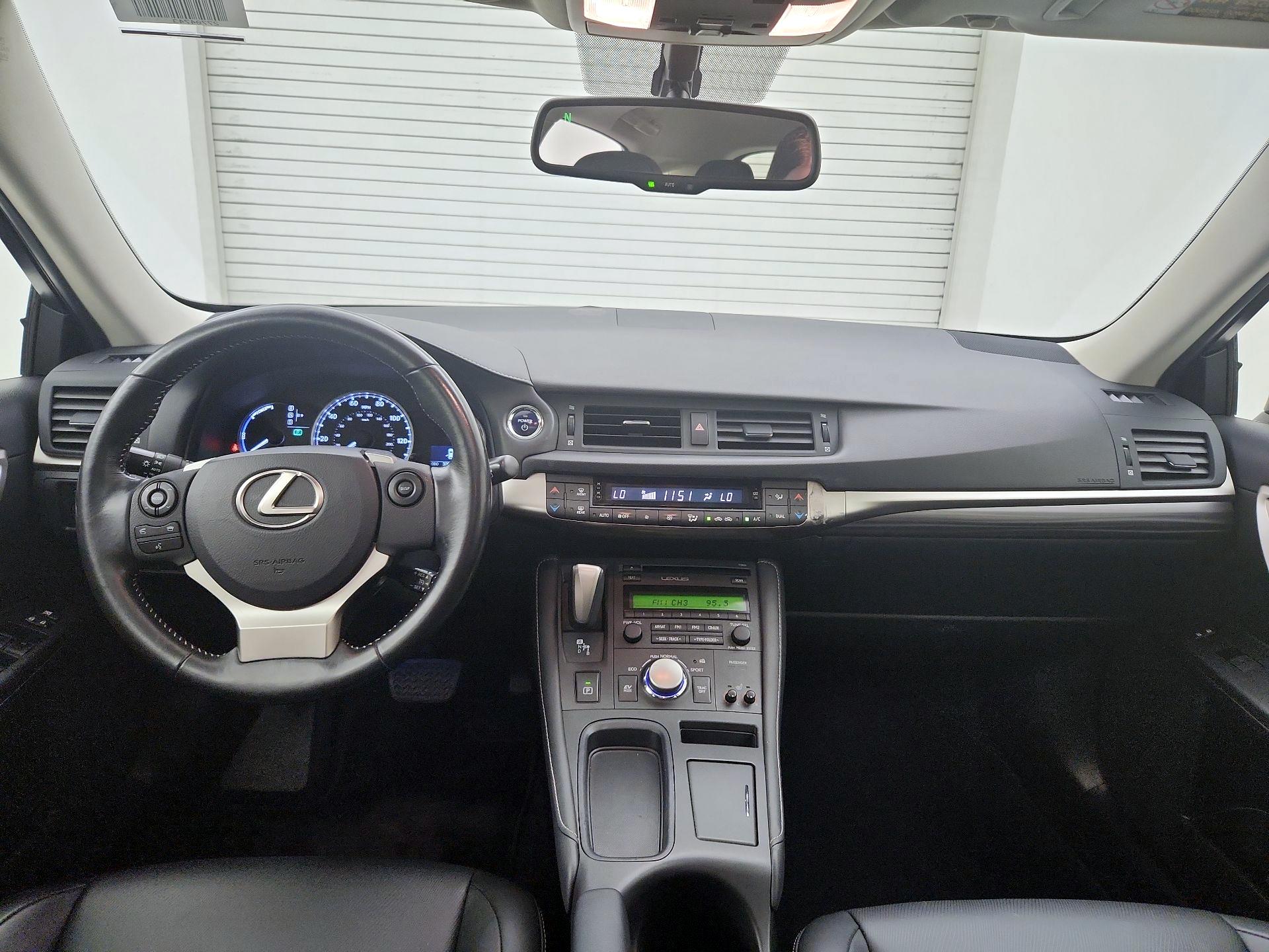 Thumbnail: 2016 Lexus CT - 9