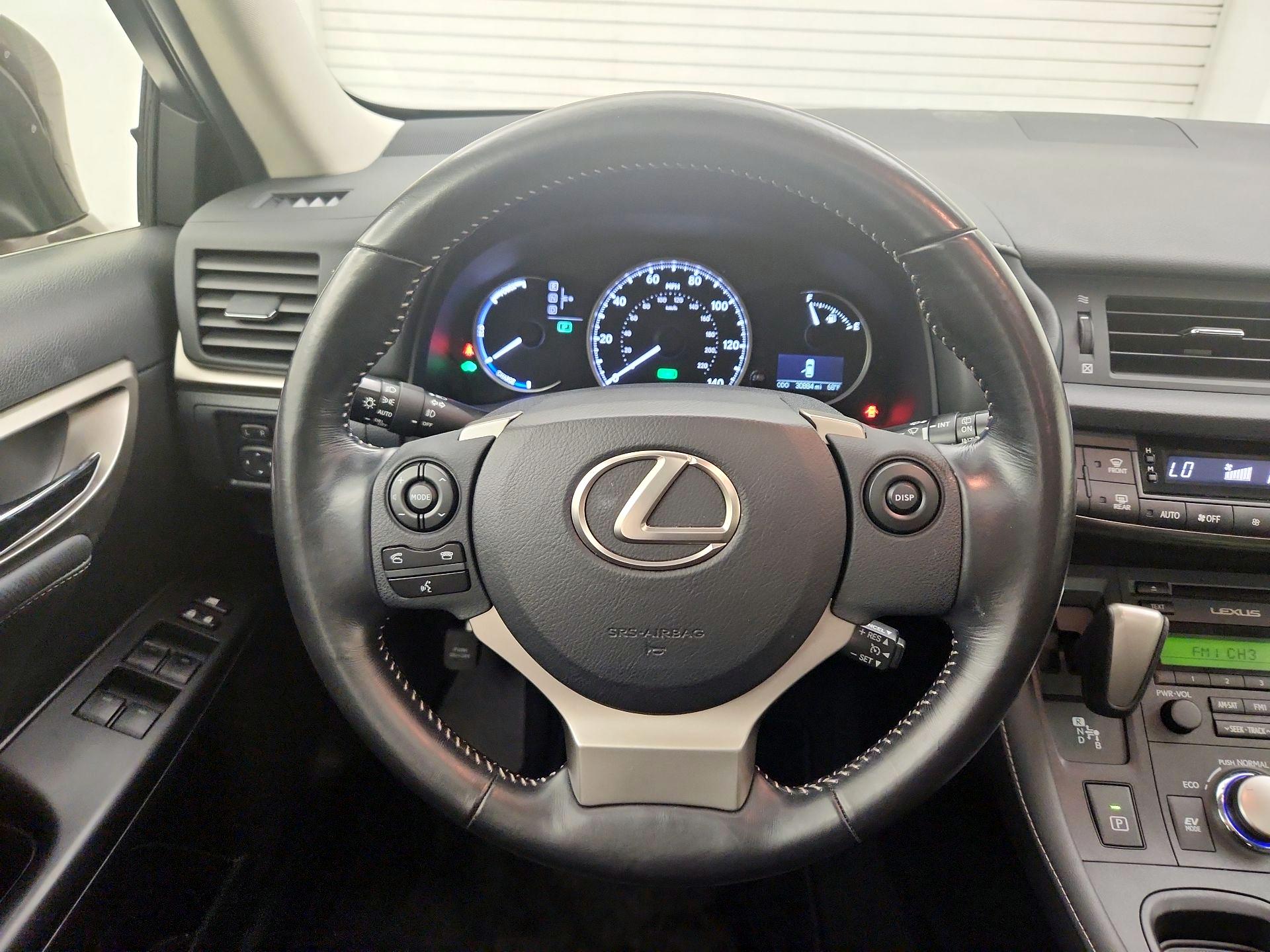 Thumbnail: 2016 Lexus CT - 10