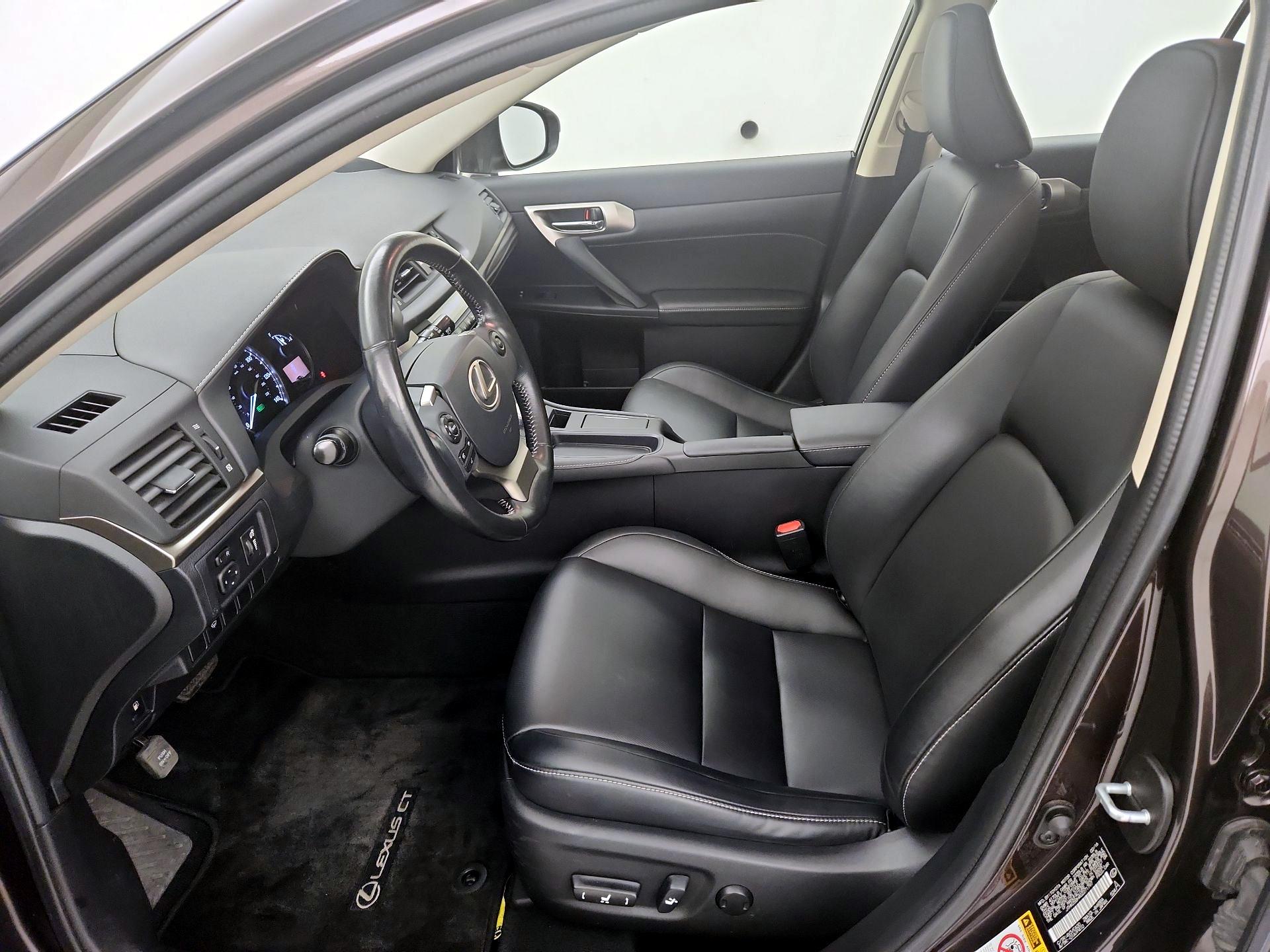 Thumbnail: 2016 Lexus CT - 11