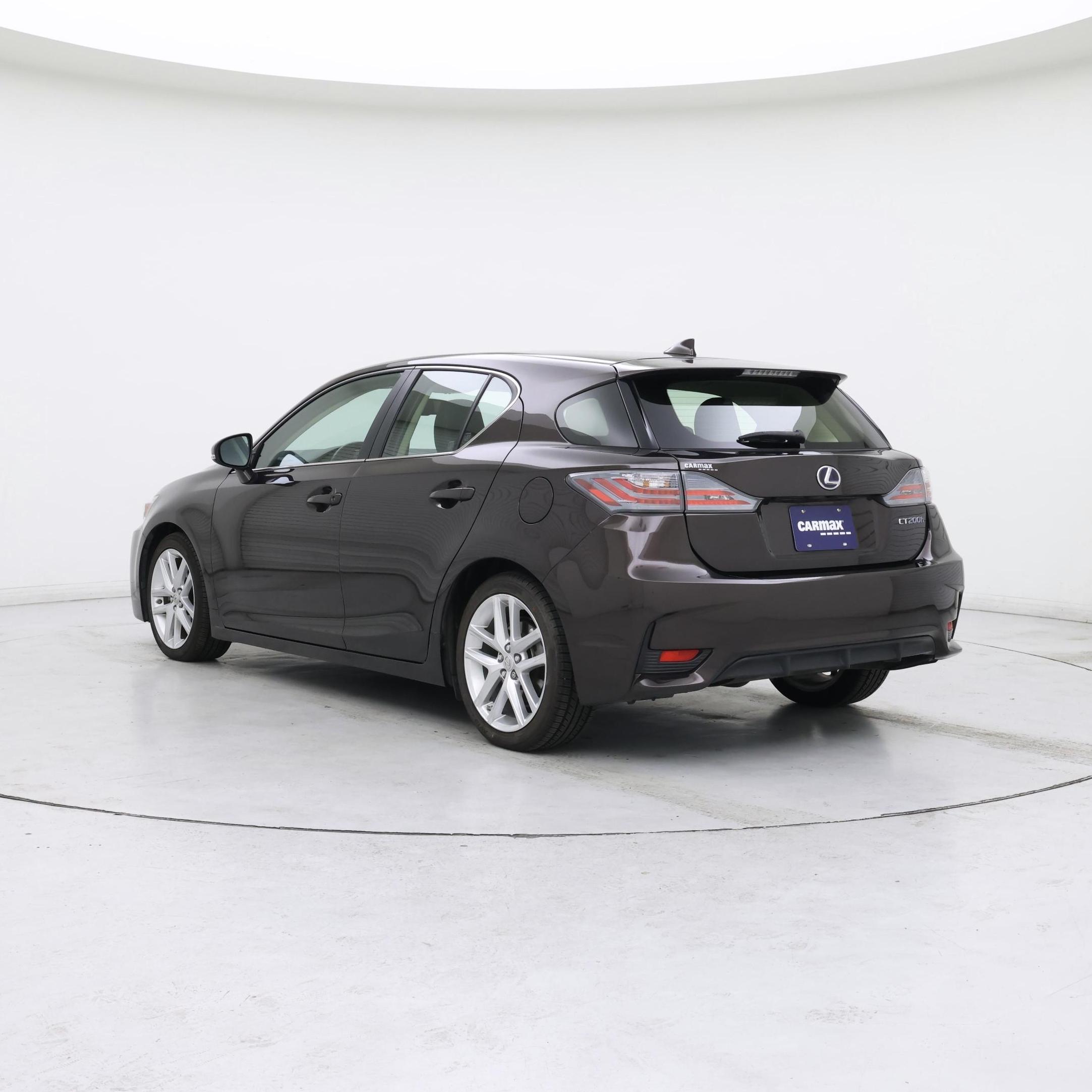 Thumbnail: 2016 Lexus CT - 2