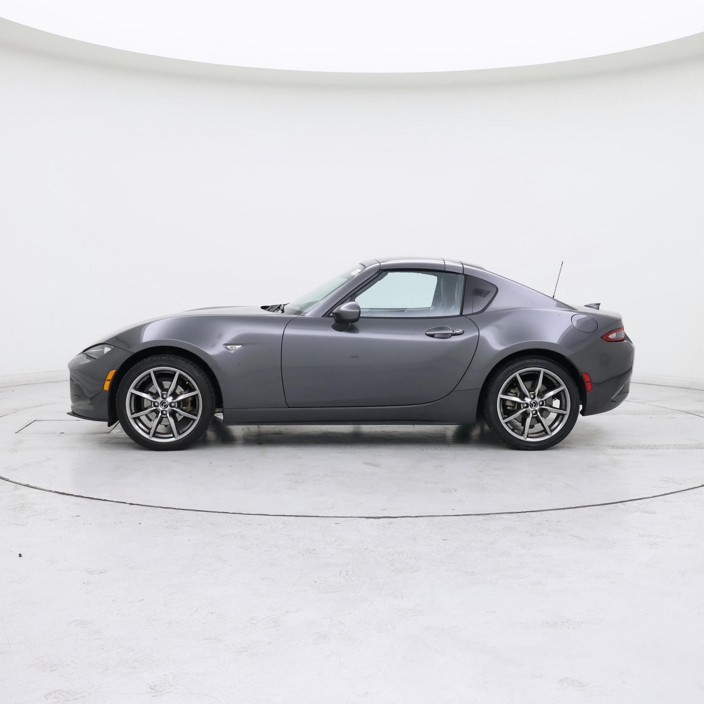 Thumbnail: 2022 Mazda MX-5 Miata - 3