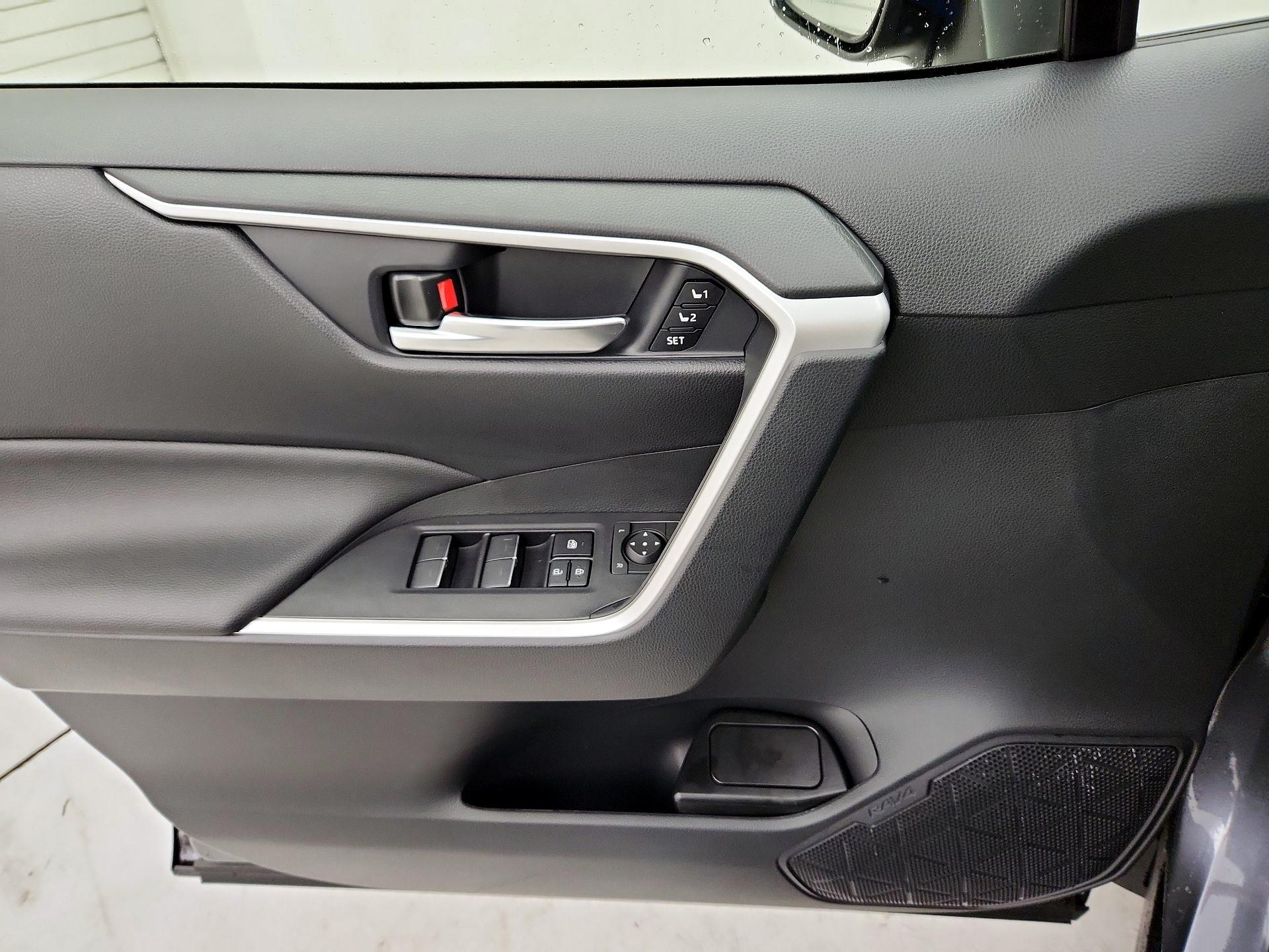 Thumbnail: 2024 Toyota RAV4 - 12