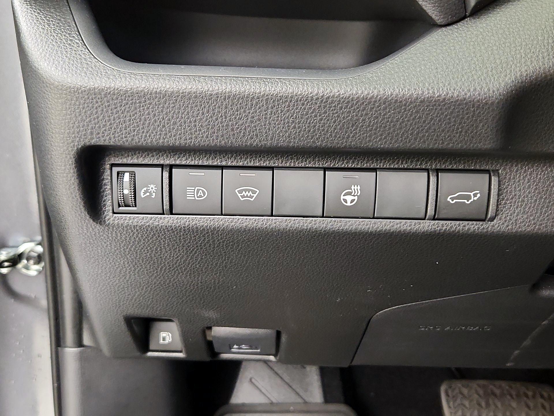 Thumbnail: 2024 Toyota RAV4 - 13