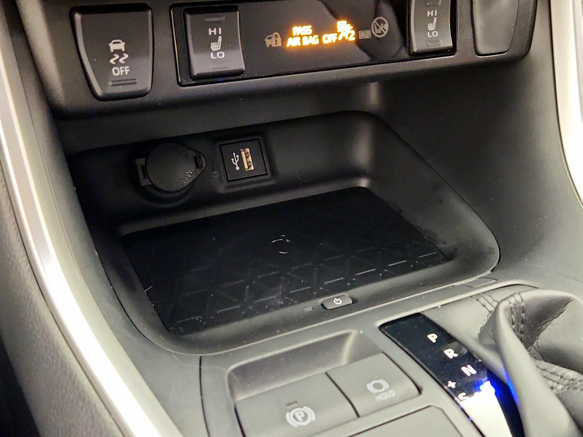 Thumbnail: 2024 Toyota RAV4 - 18