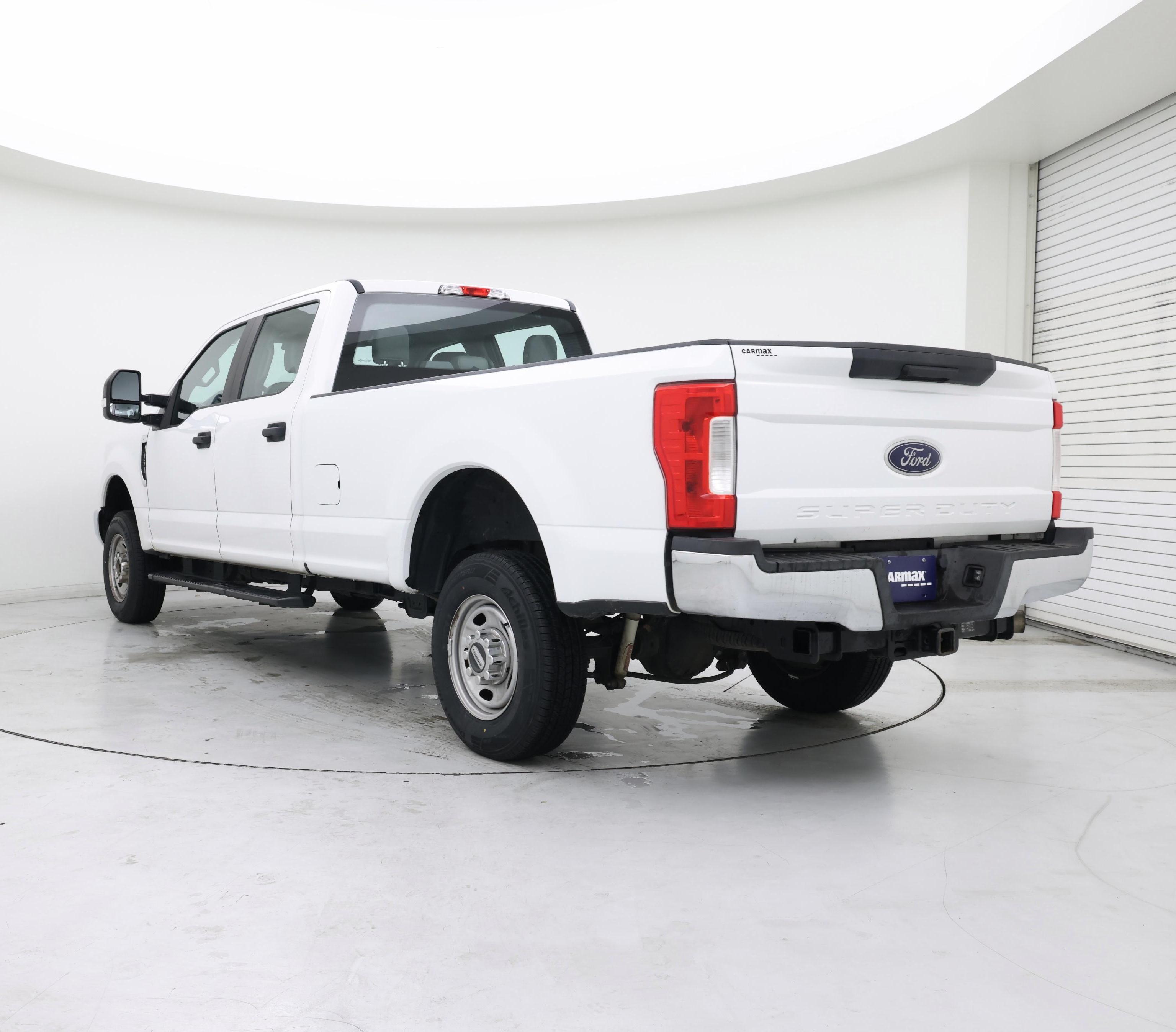 Thumbnail: 2017 Ford F-350 - 2