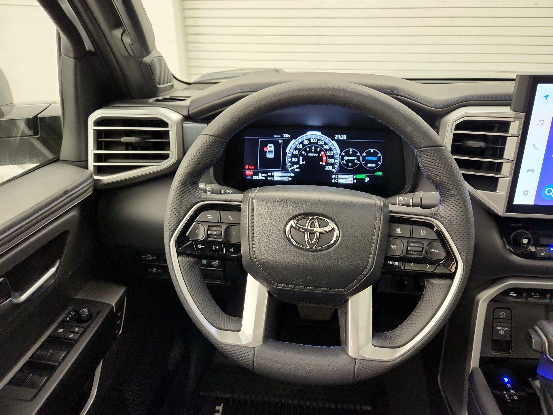 Thumbnail: 2023 Toyota Tundra - 10