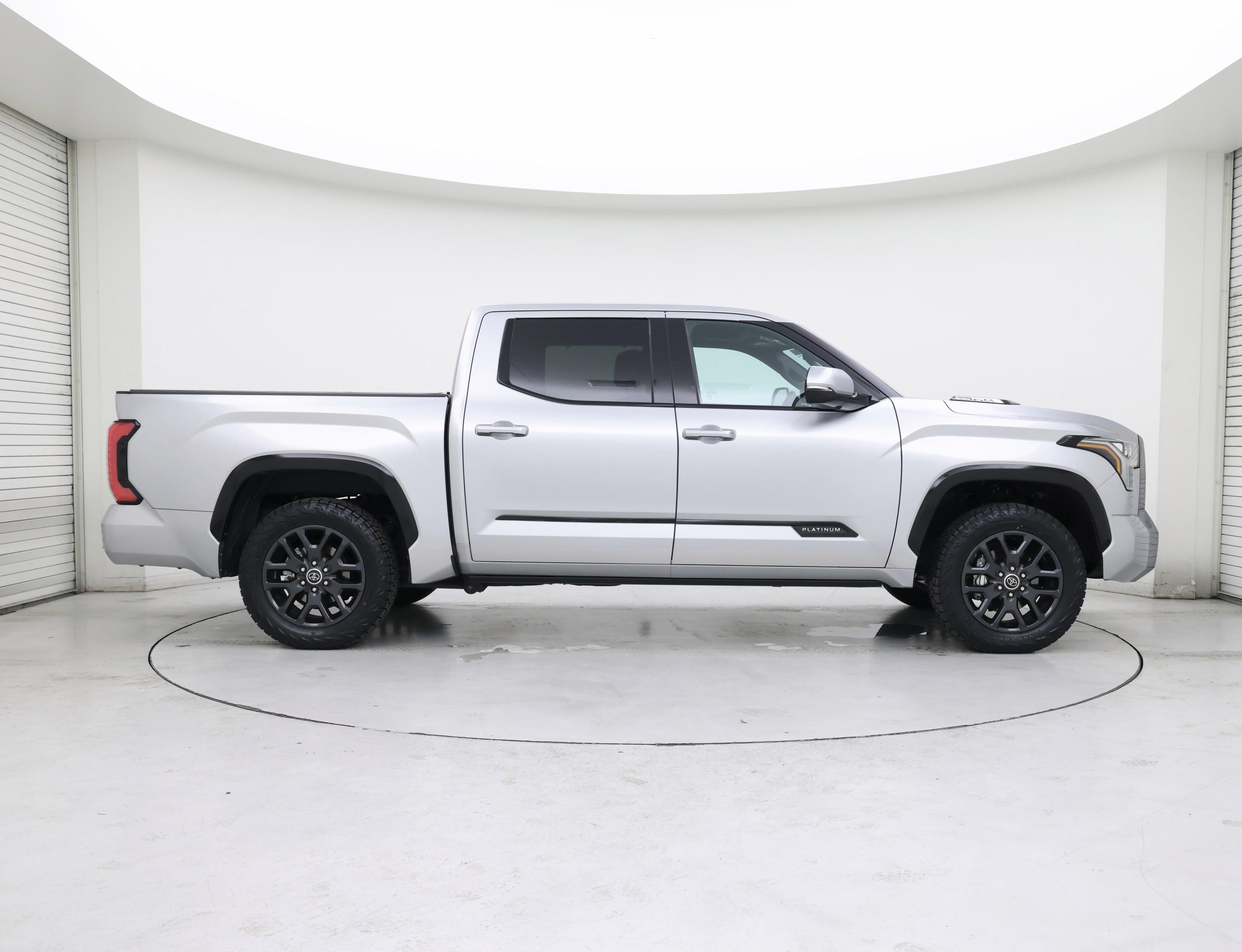 Thumbnail: 2023 Toyota Tundra - 7