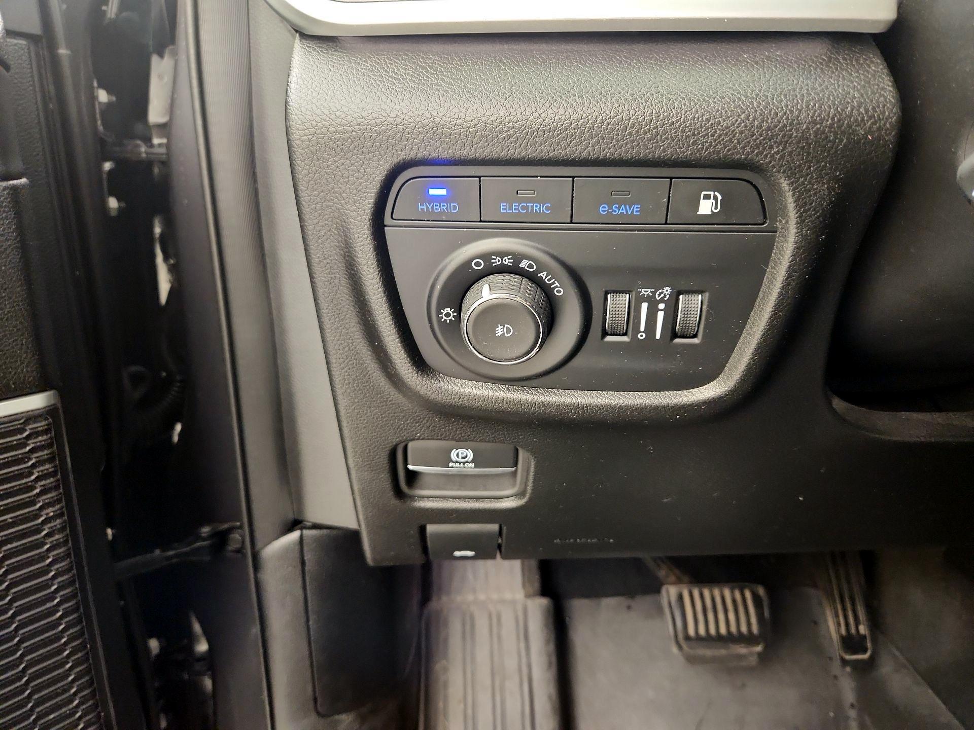 Thumbnail: 2023 Jeep Grand Cherokee - 13