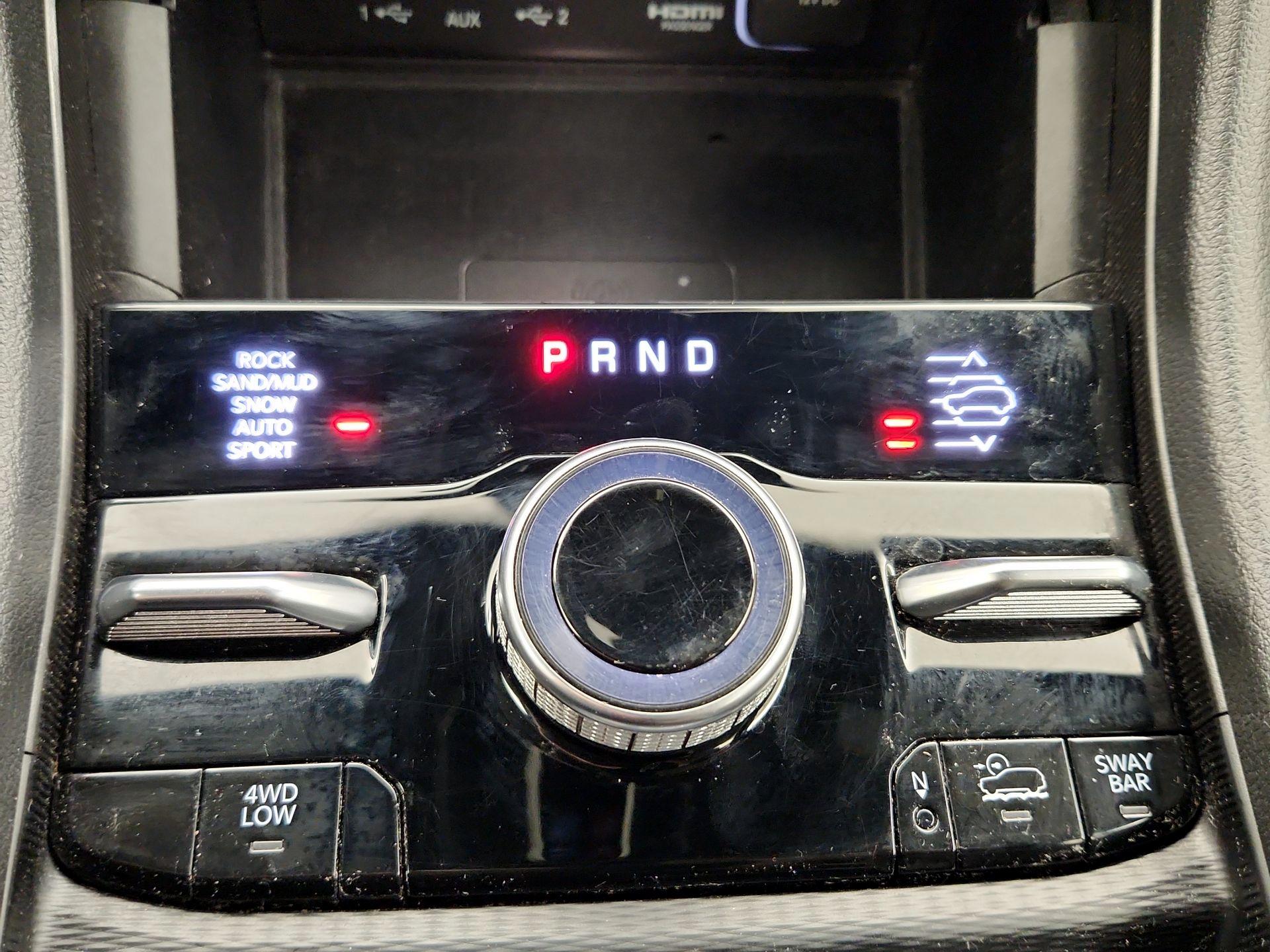 Thumbnail: 2023 Jeep Grand Cherokee - 18