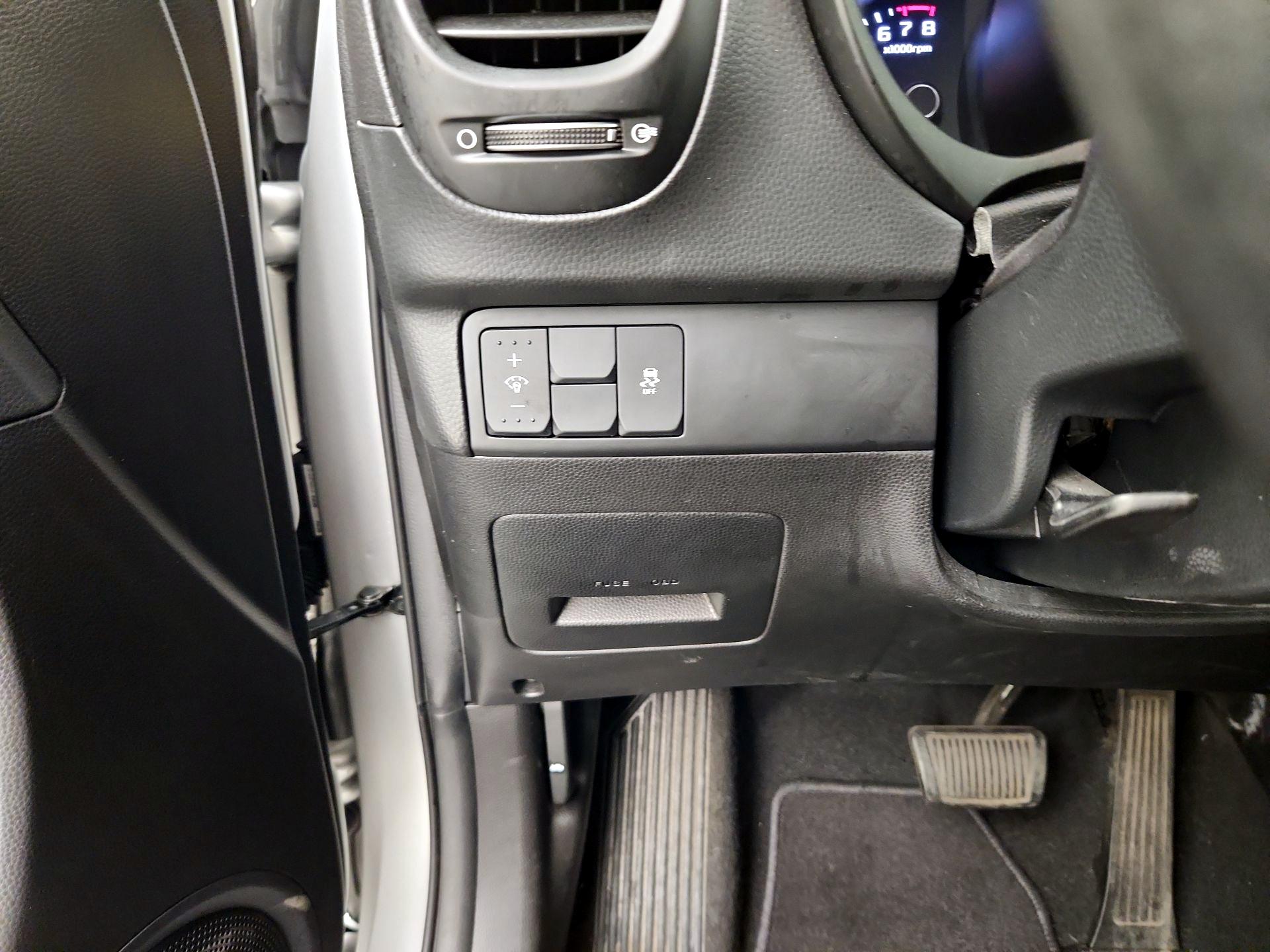 Thumbnail: 2019 Kia Soul - 13
