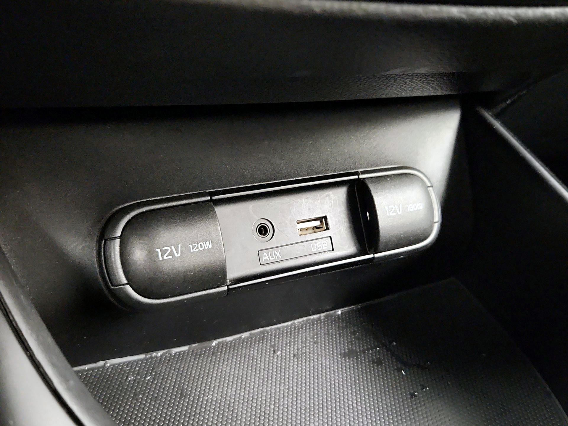 Thumbnail: 2019 Kia Soul - 18