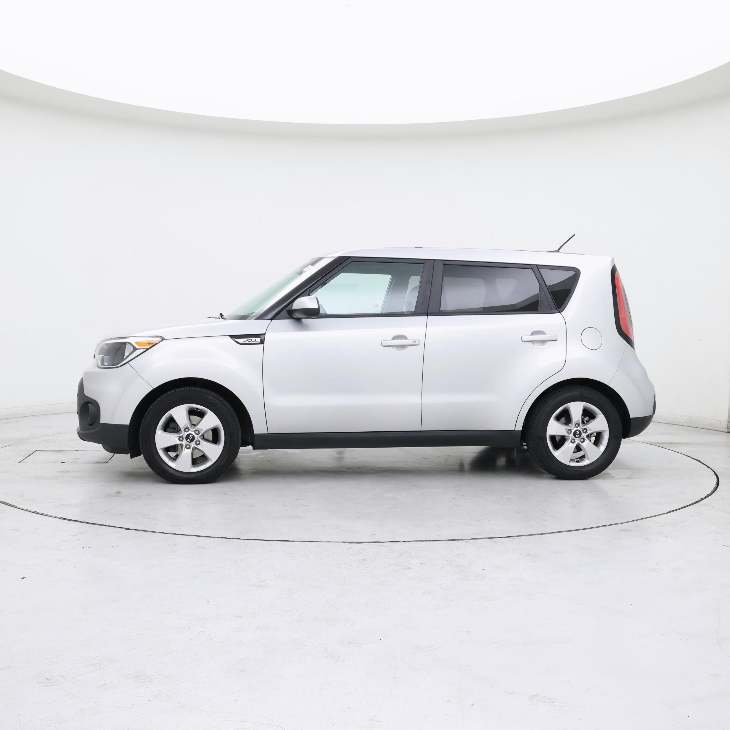 Thumbnail: 2019 Kia Soul - 3