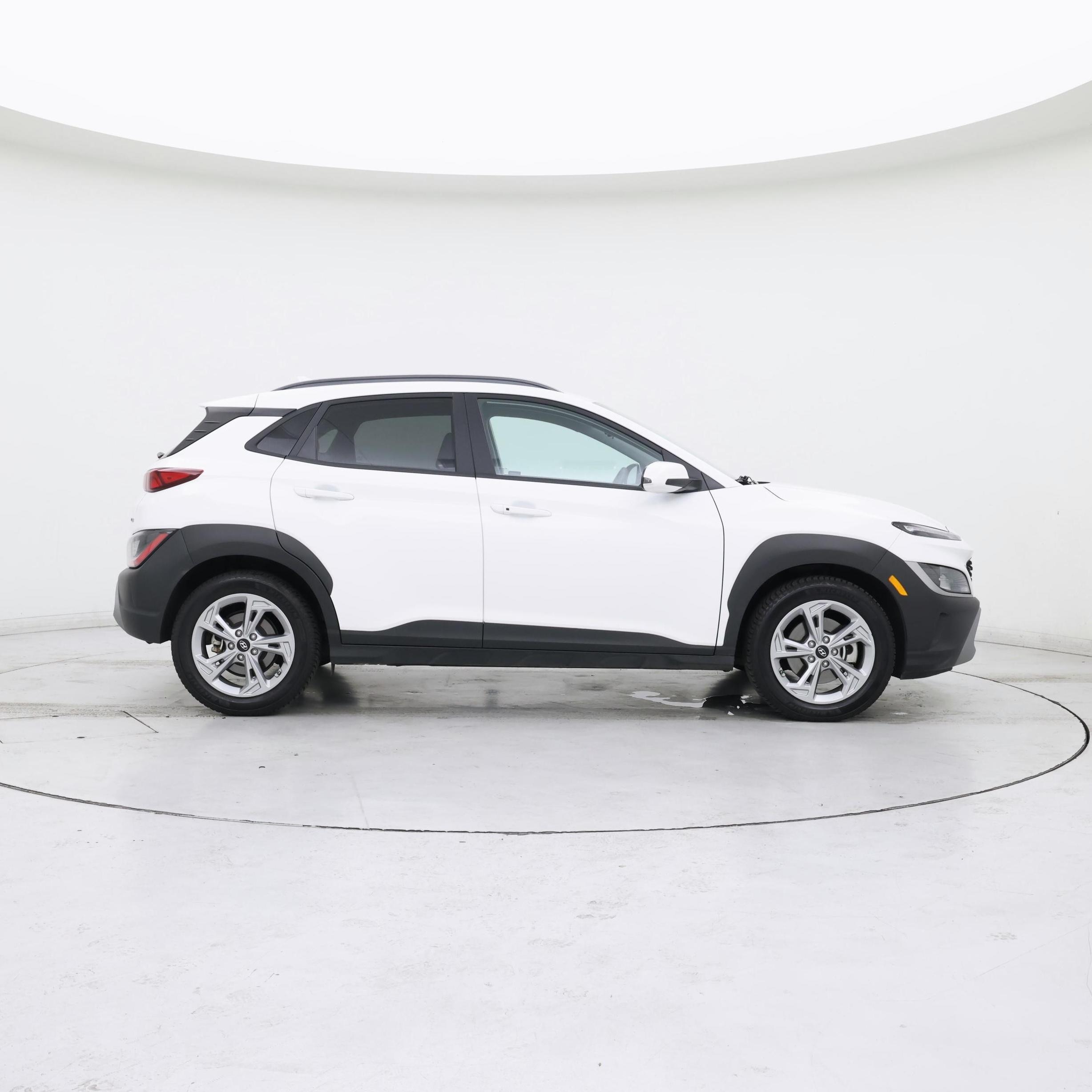 Thumbnail: 2022 Hyundai Kona - 7