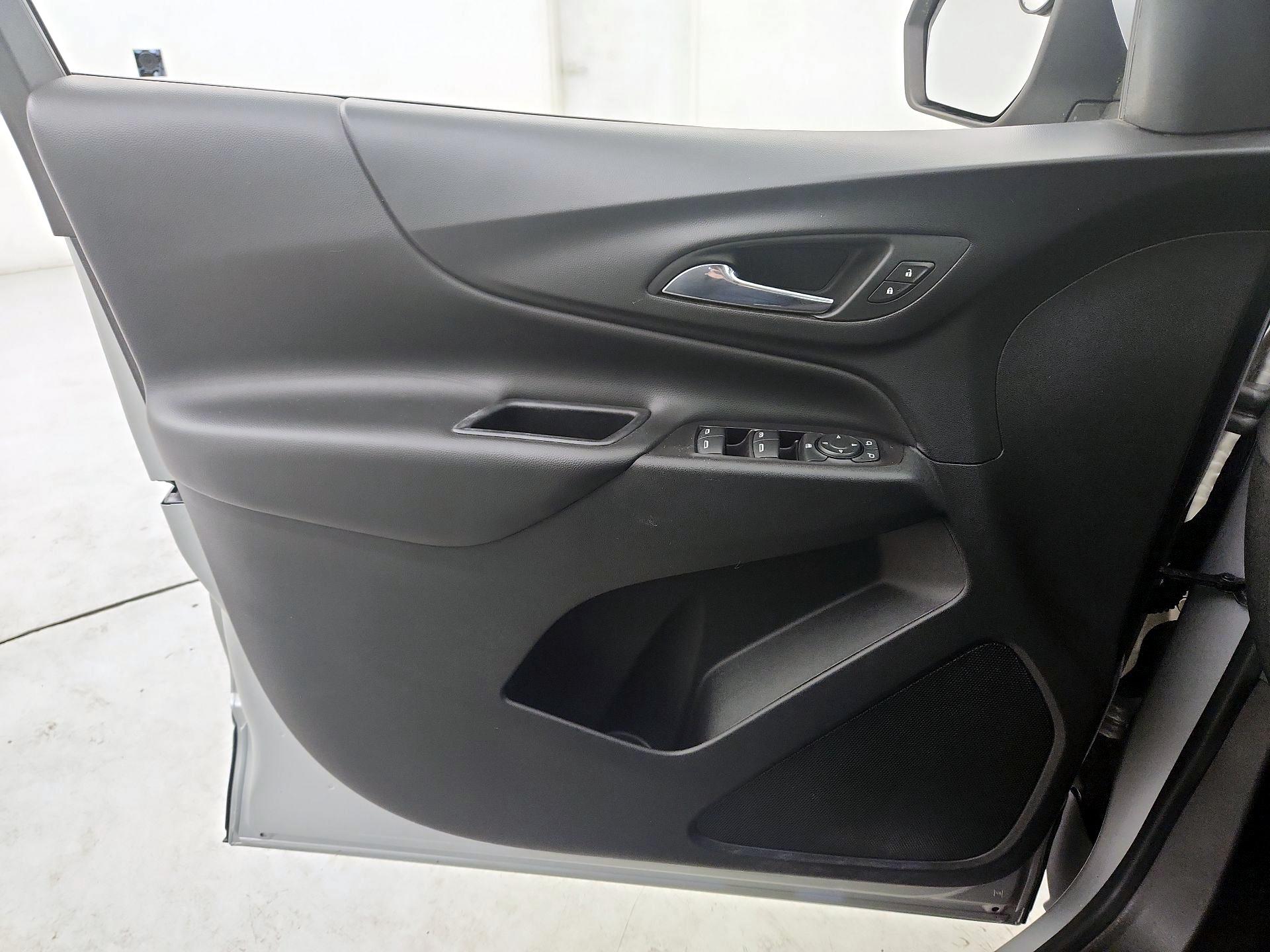 Thumbnail: 2019 Chevrolet Equinox - 12