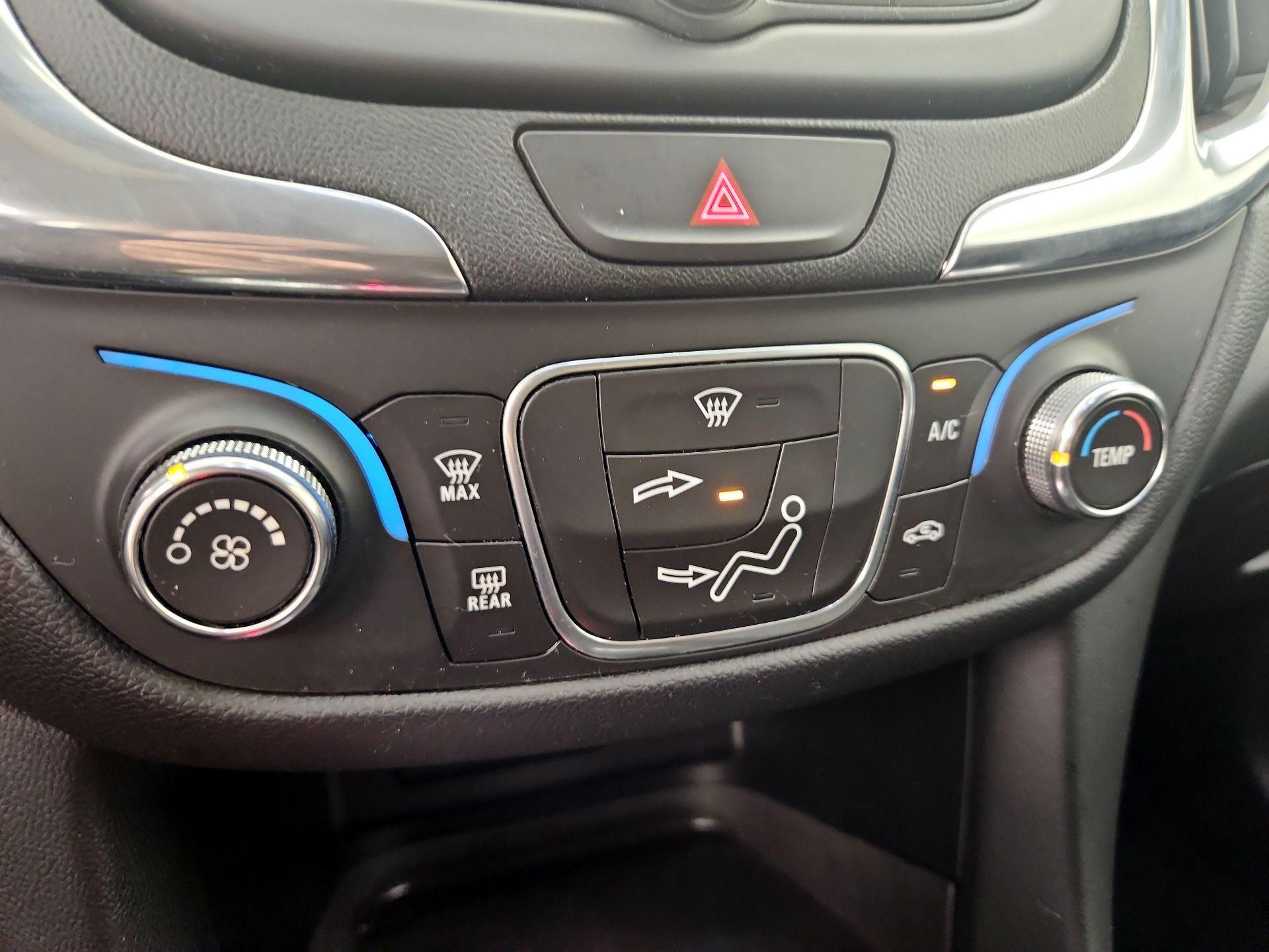 Thumbnail: 2019 Chevrolet Equinox - 16