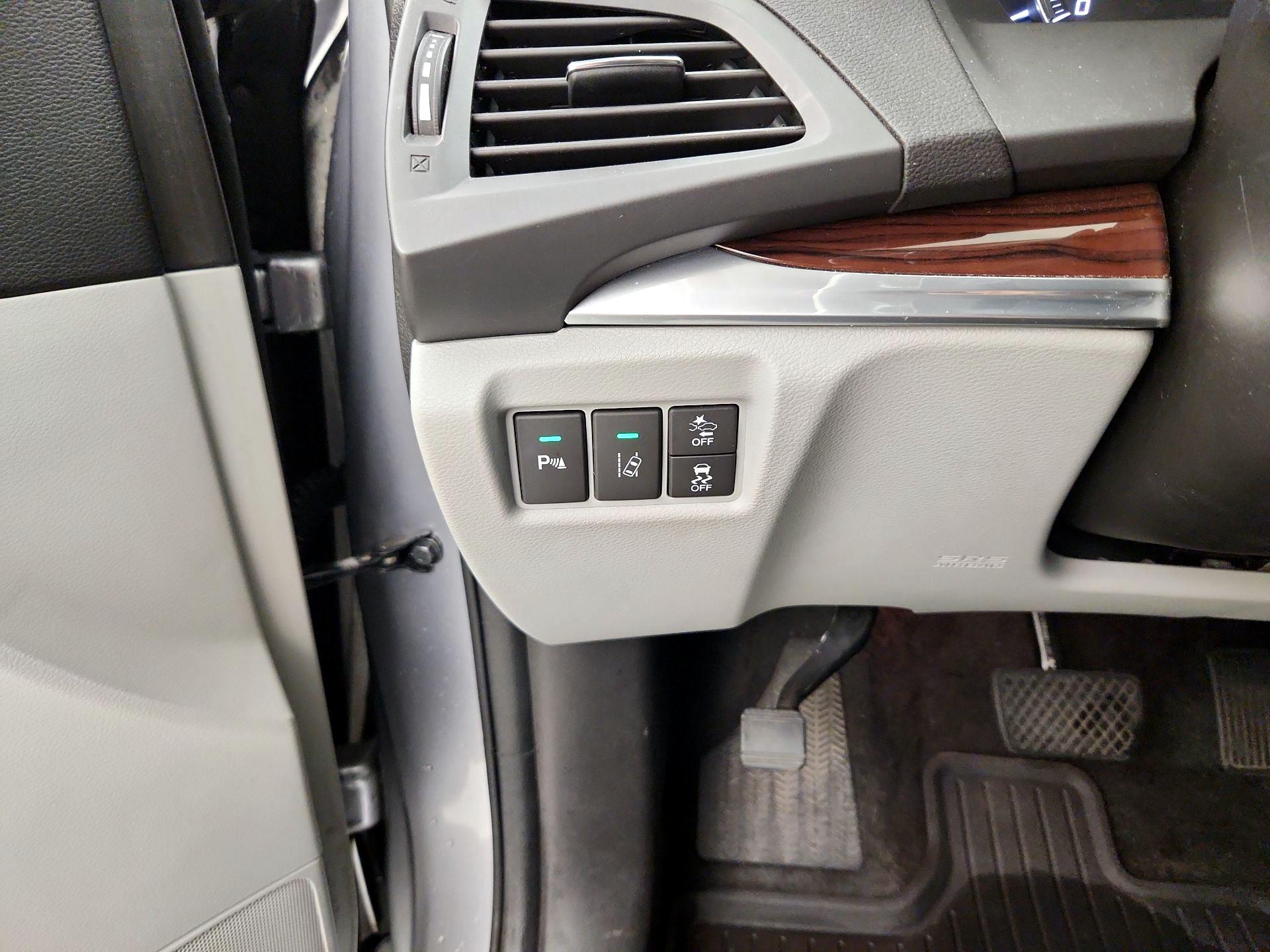 Thumbnail: 2016 Acura MDX - 13