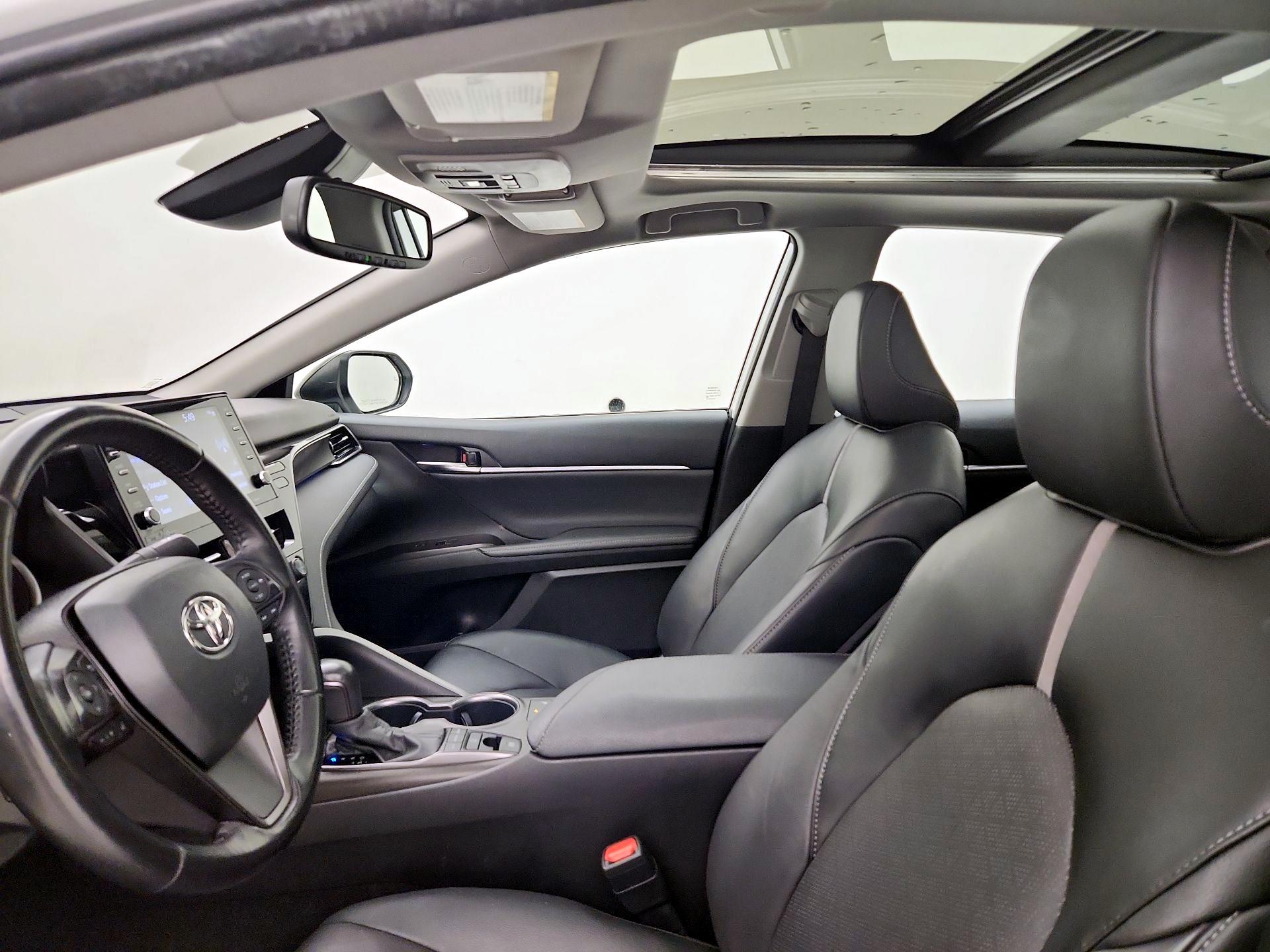 Thumbnail: 2022 Toyota Camry - 19