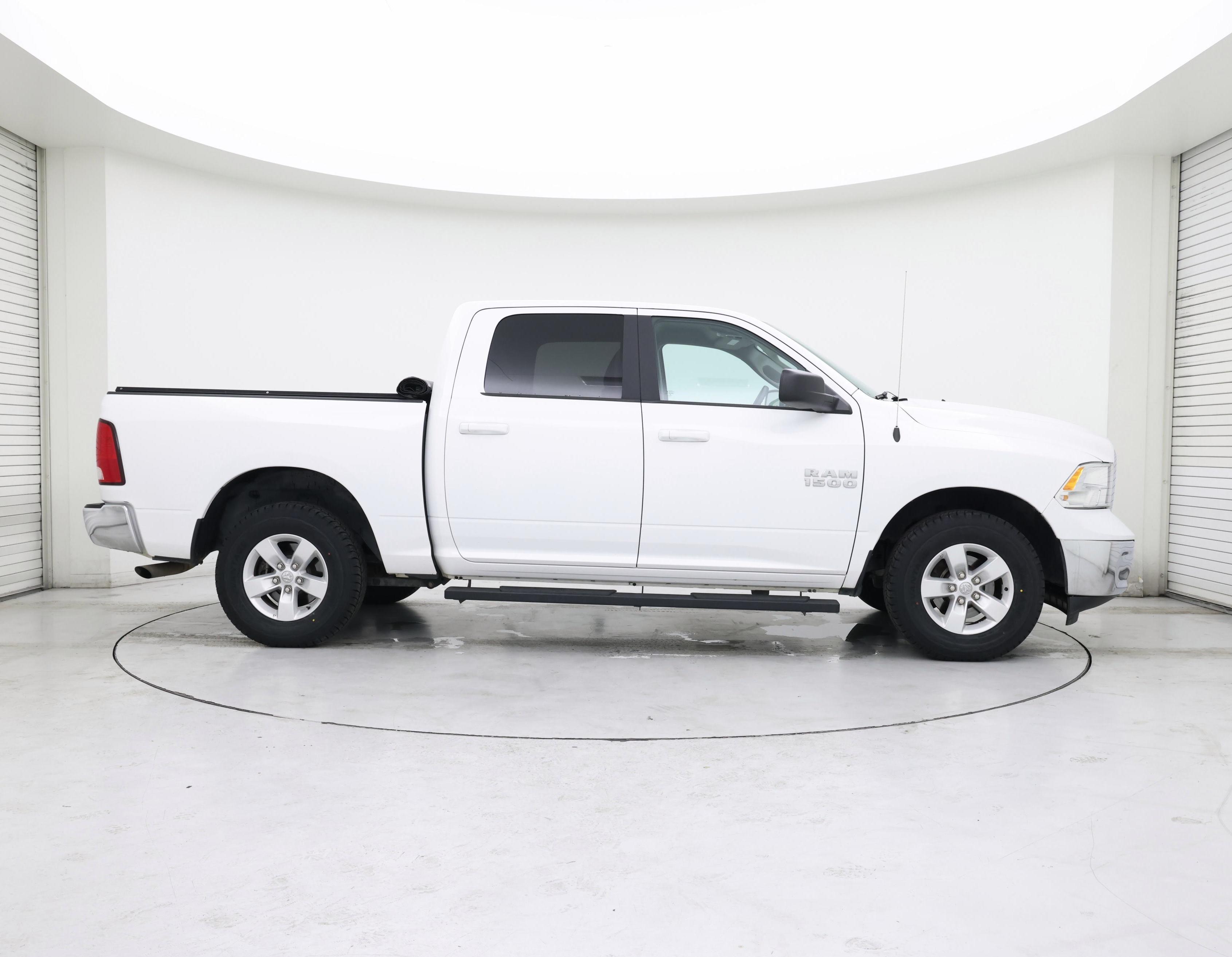 Thumbnail: 2021 RAM 1500 Classic - 7