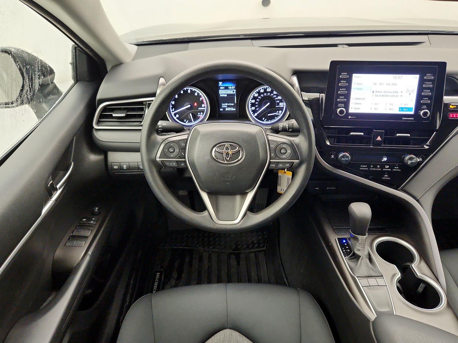 Thumbnail: 2023 Toyota Camry - 10