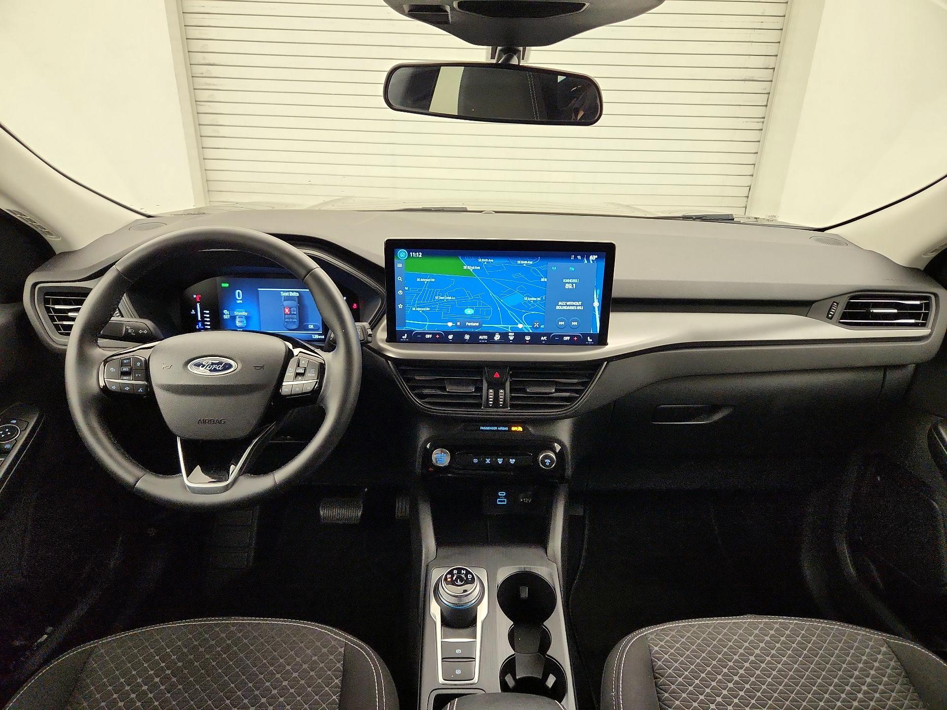 Thumbnail: 2023 Ford Escape - 9