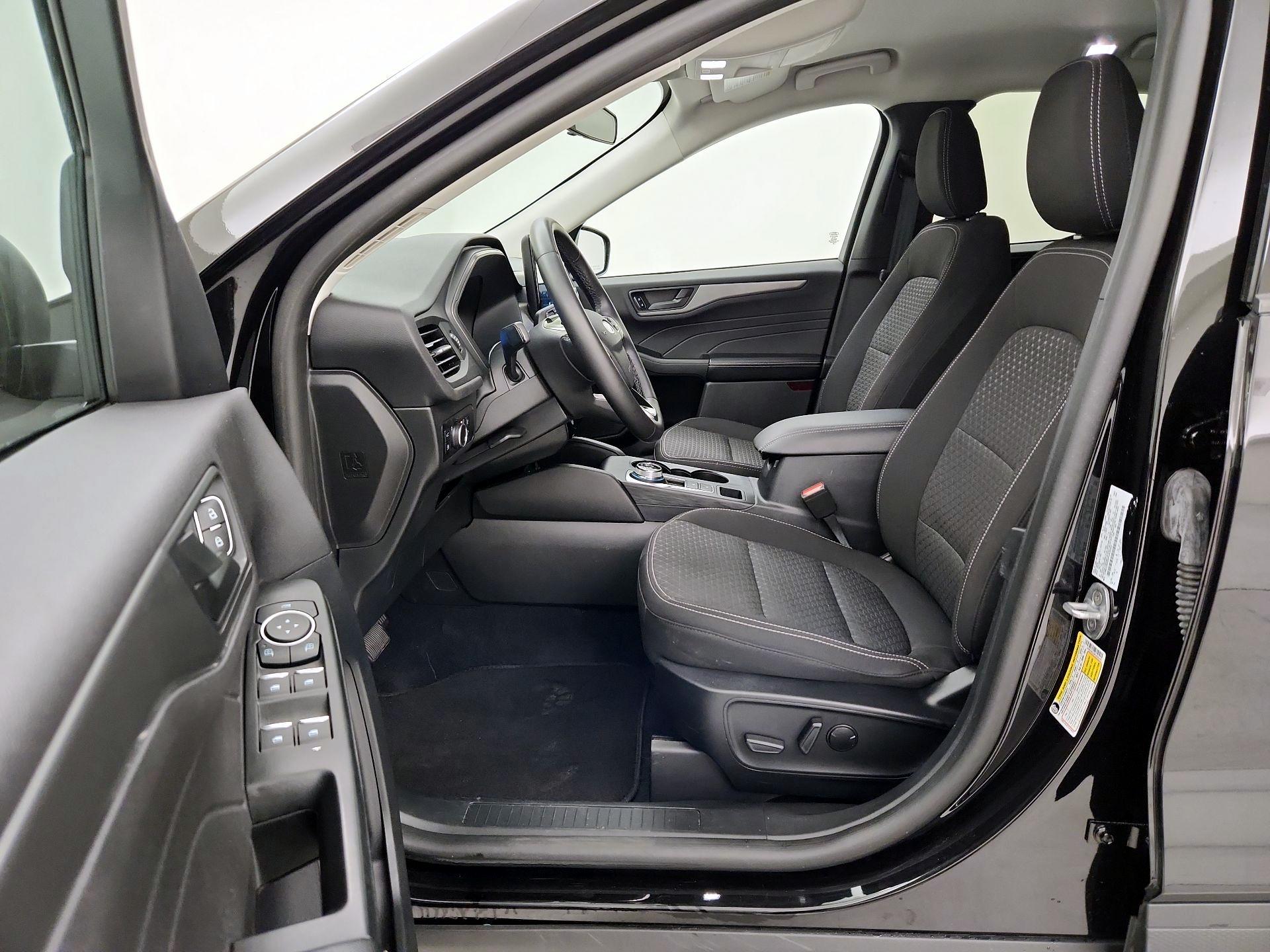 Thumbnail: 2023 Ford Escape - 11