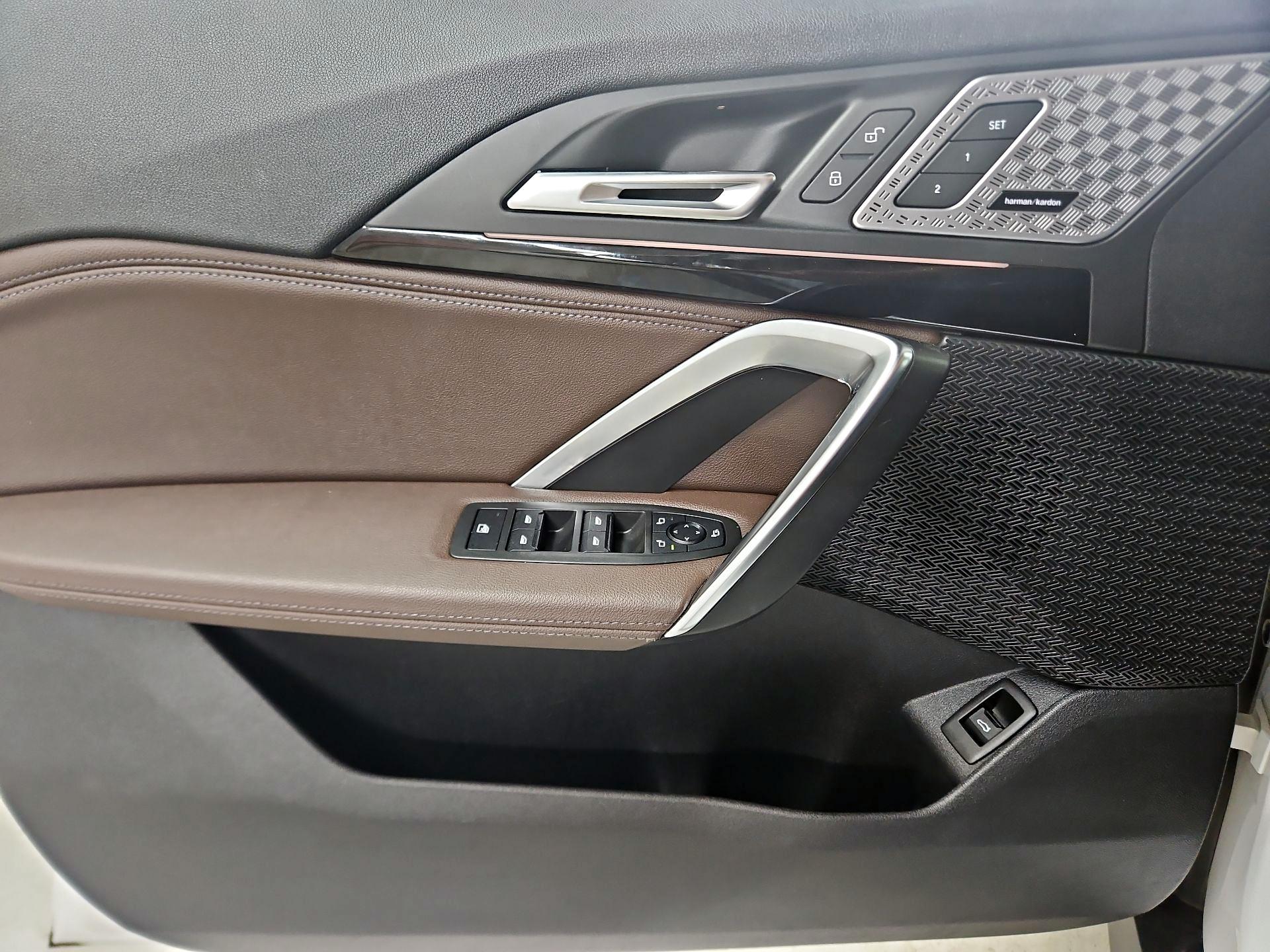 Thumbnail: 2023 BMW X1 - 12