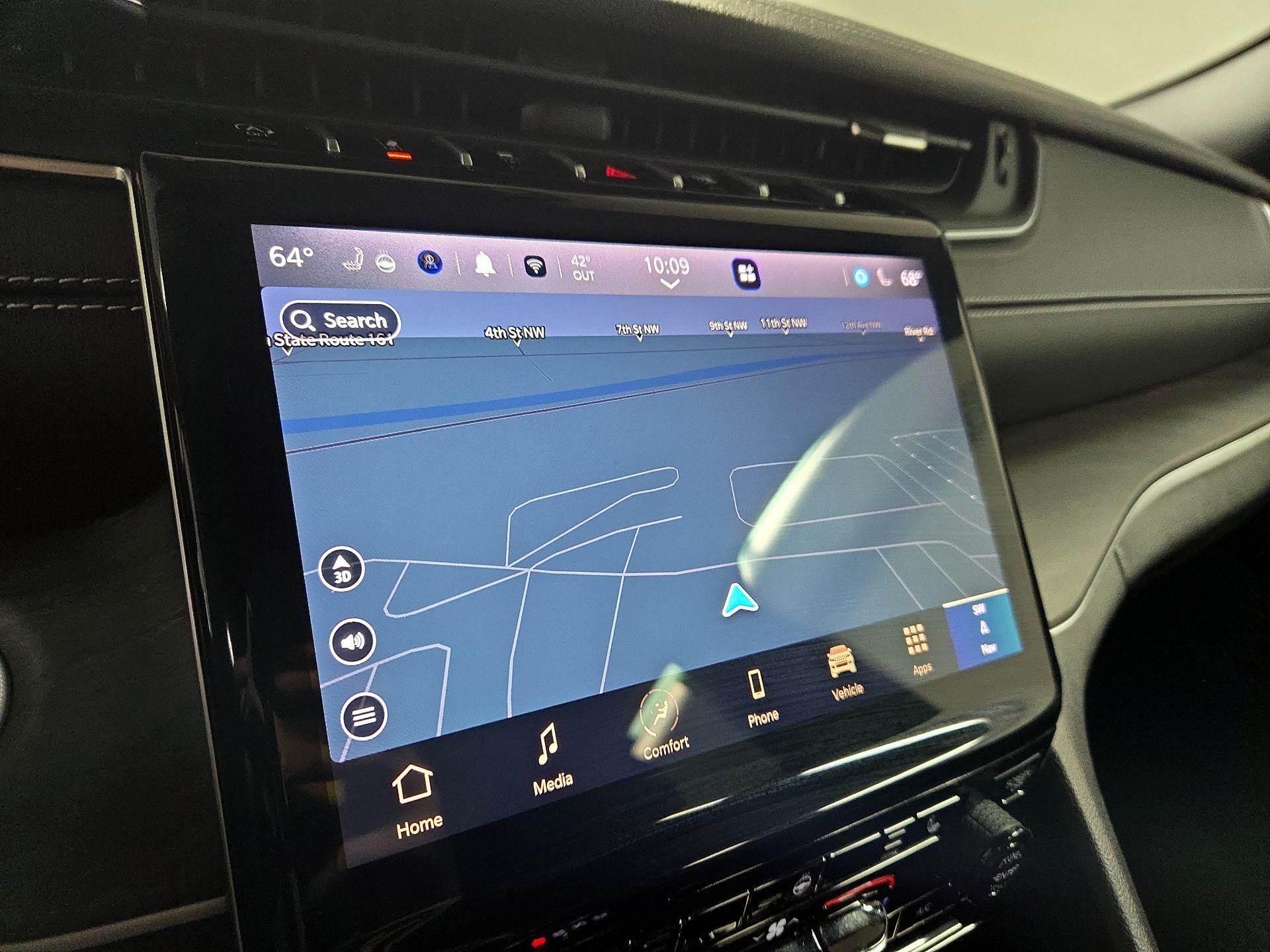 Thumbnail: 2024 Jeep Grand Cherokee L - 14