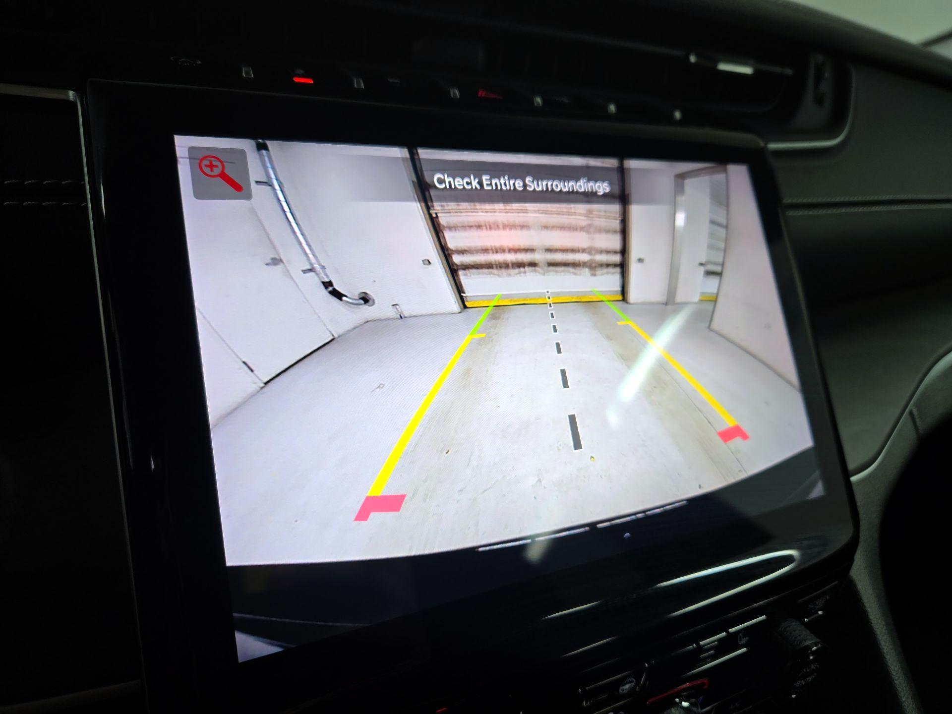 Thumbnail: 2024 Jeep Grand Cherokee L - 15