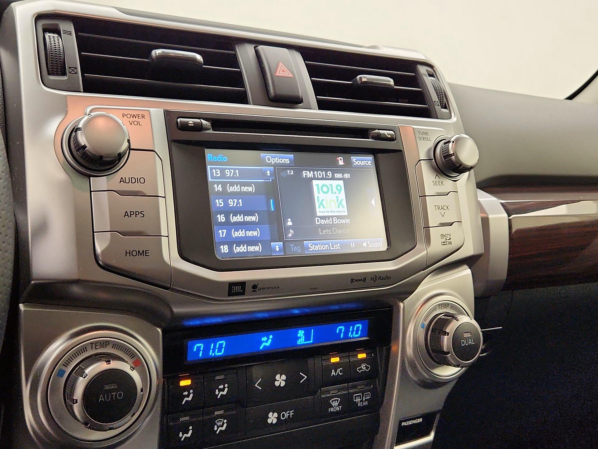 Thumbnail: 2019 Toyota 4Runner - 16