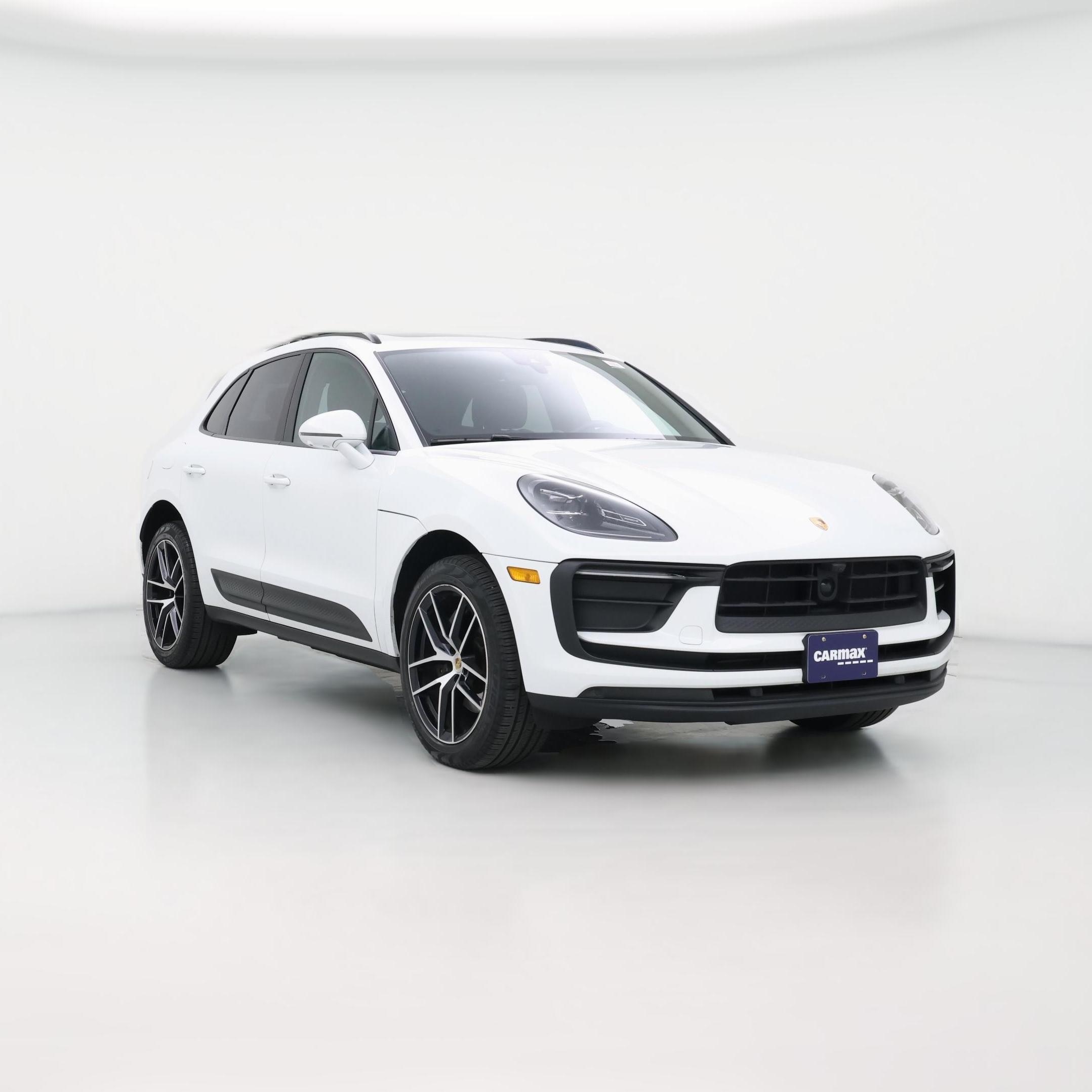 Thumbnail: 2023 Porsche Macan - 1