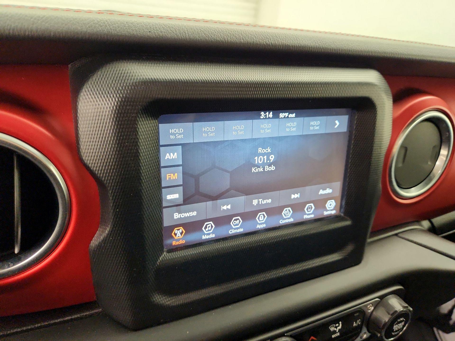 Thumbnail: 2020 Jeep Gladiator - 15