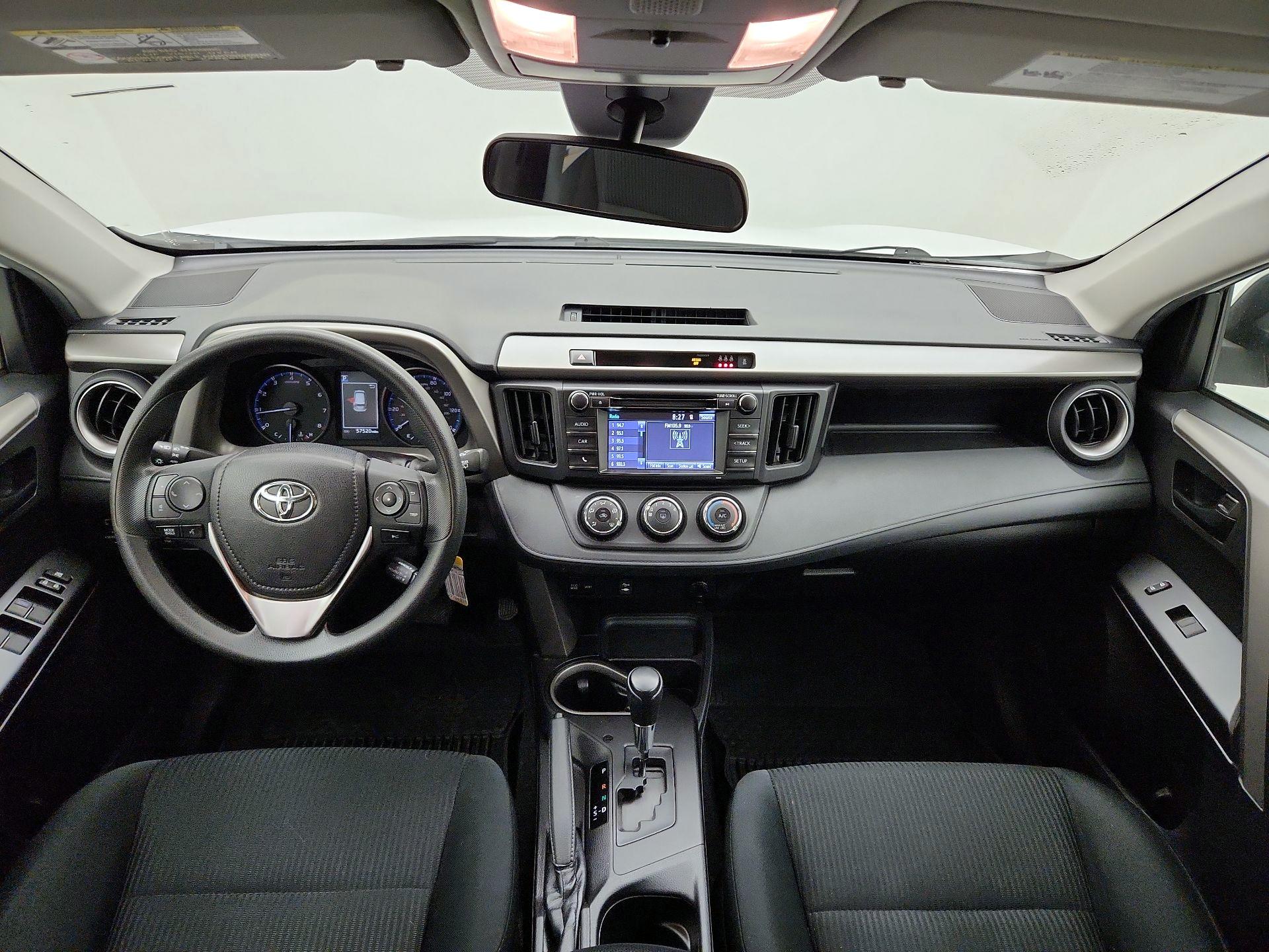 Thumbnail: 2018 Toyota RAV4 - 9
