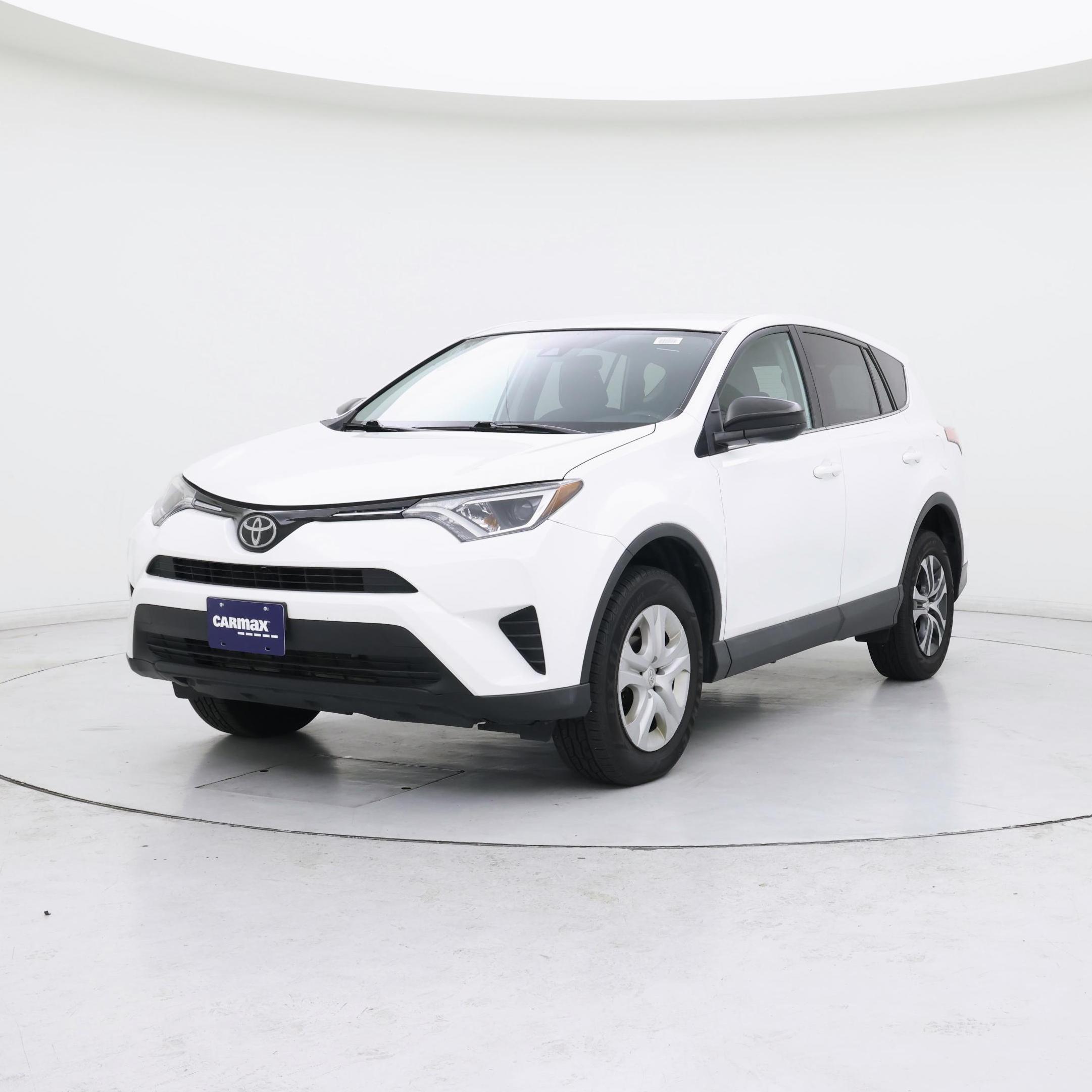 Thumbnail: 2018 Toyota RAV4 - 4