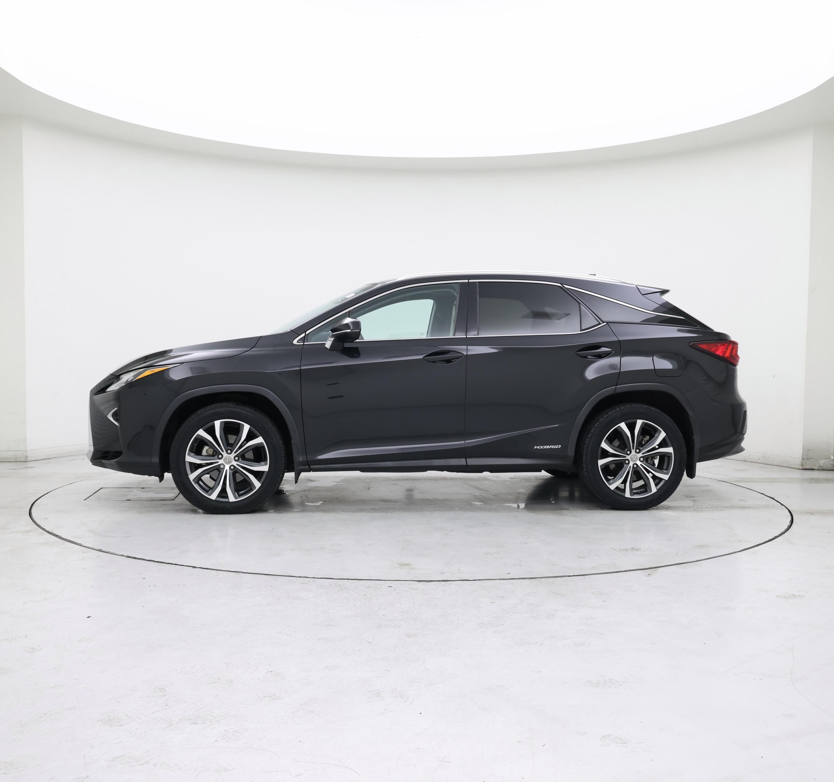 Thumbnail: 2017 Lexus RX - 3