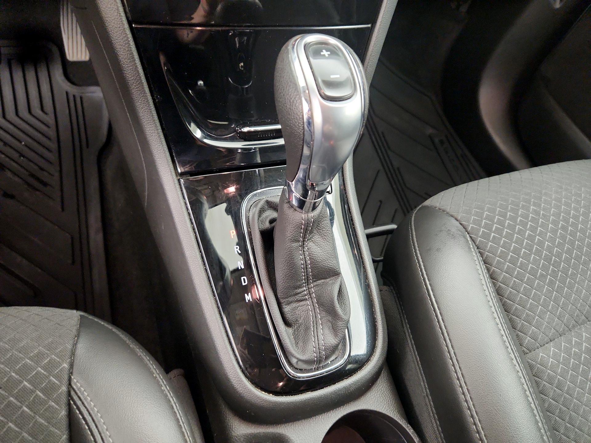Thumbnail: 2018 Buick Encore - 17