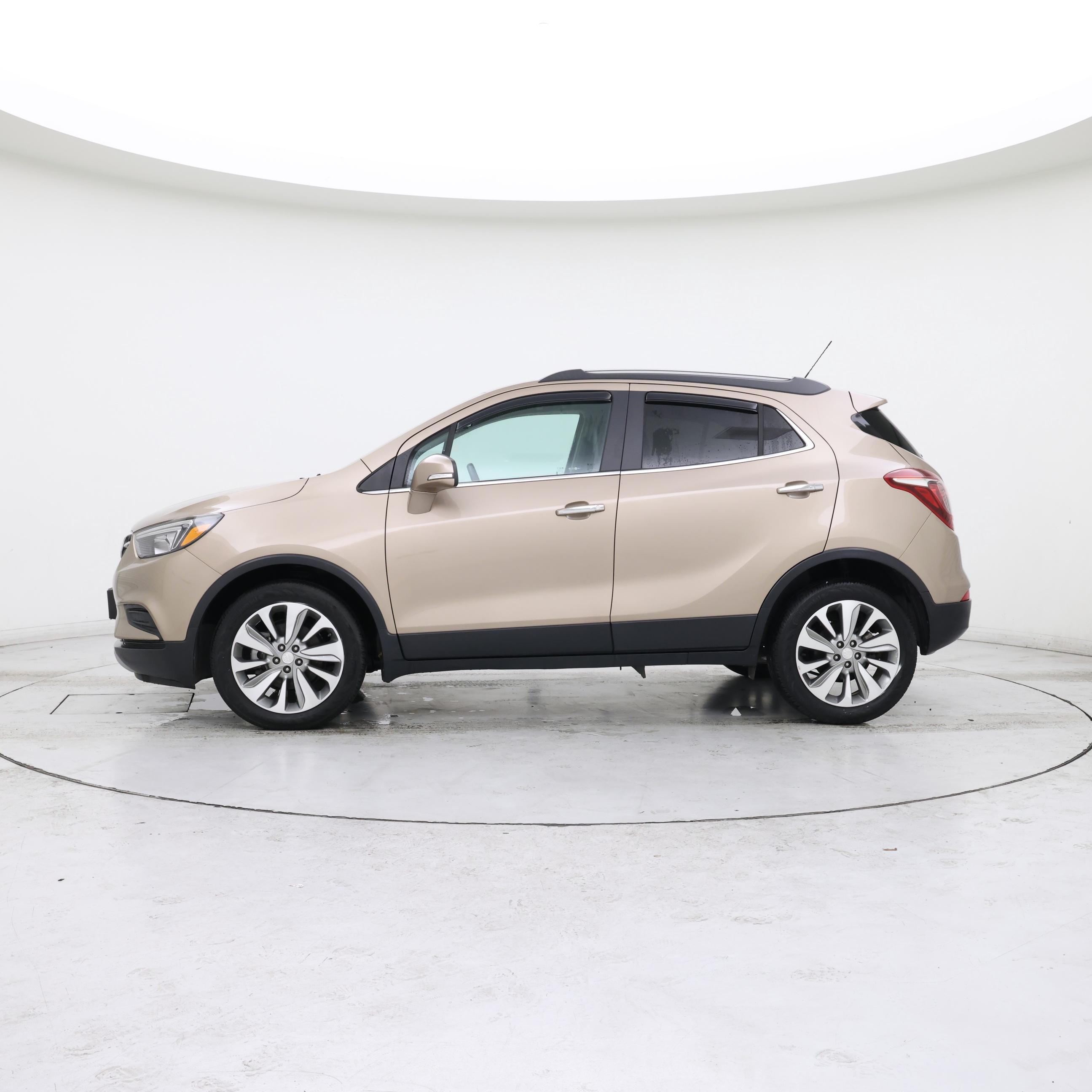 Thumbnail: 2018 Buick Encore - 3