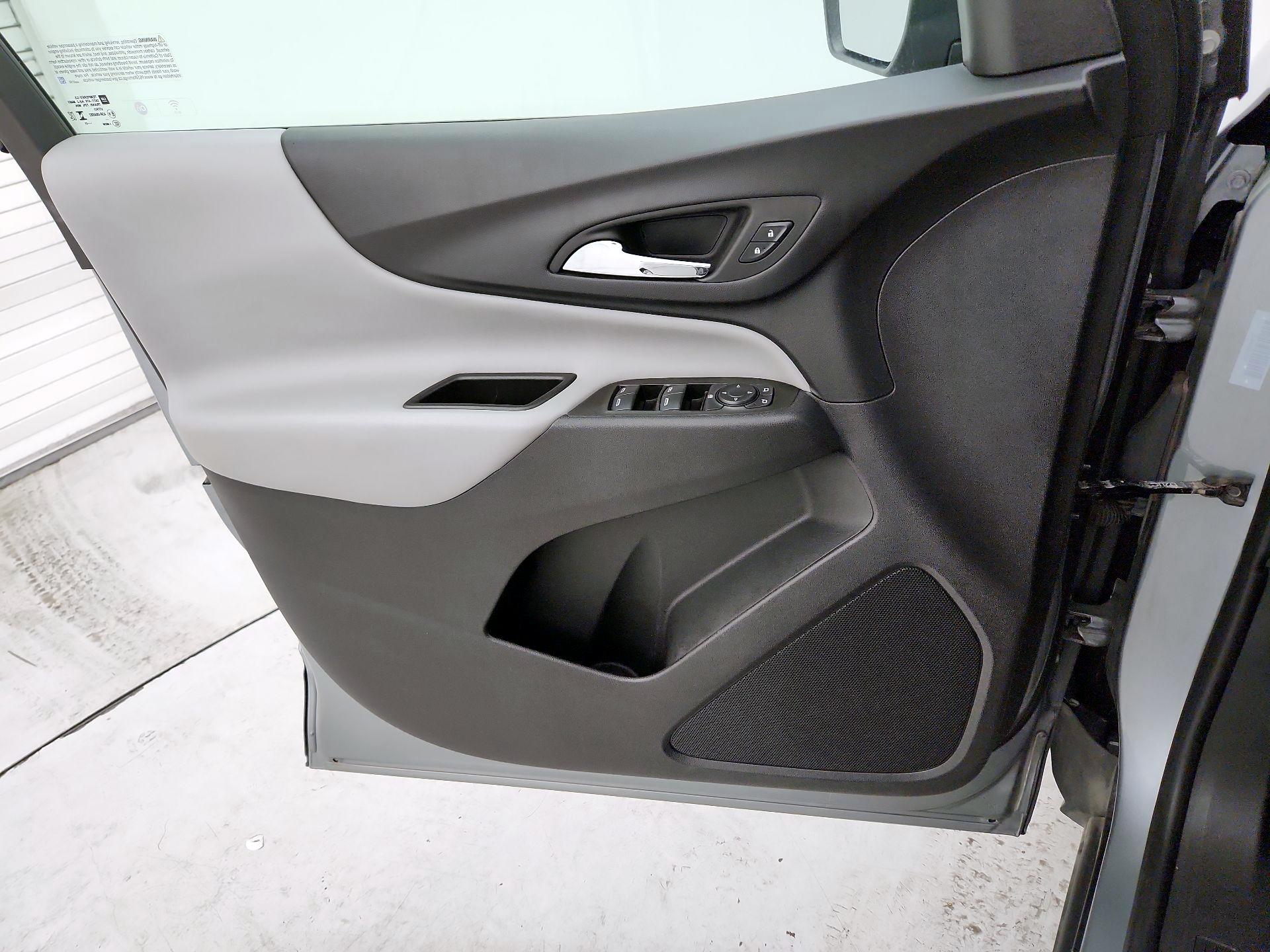 Thumbnail: 2023 Chevrolet Equinox - 12