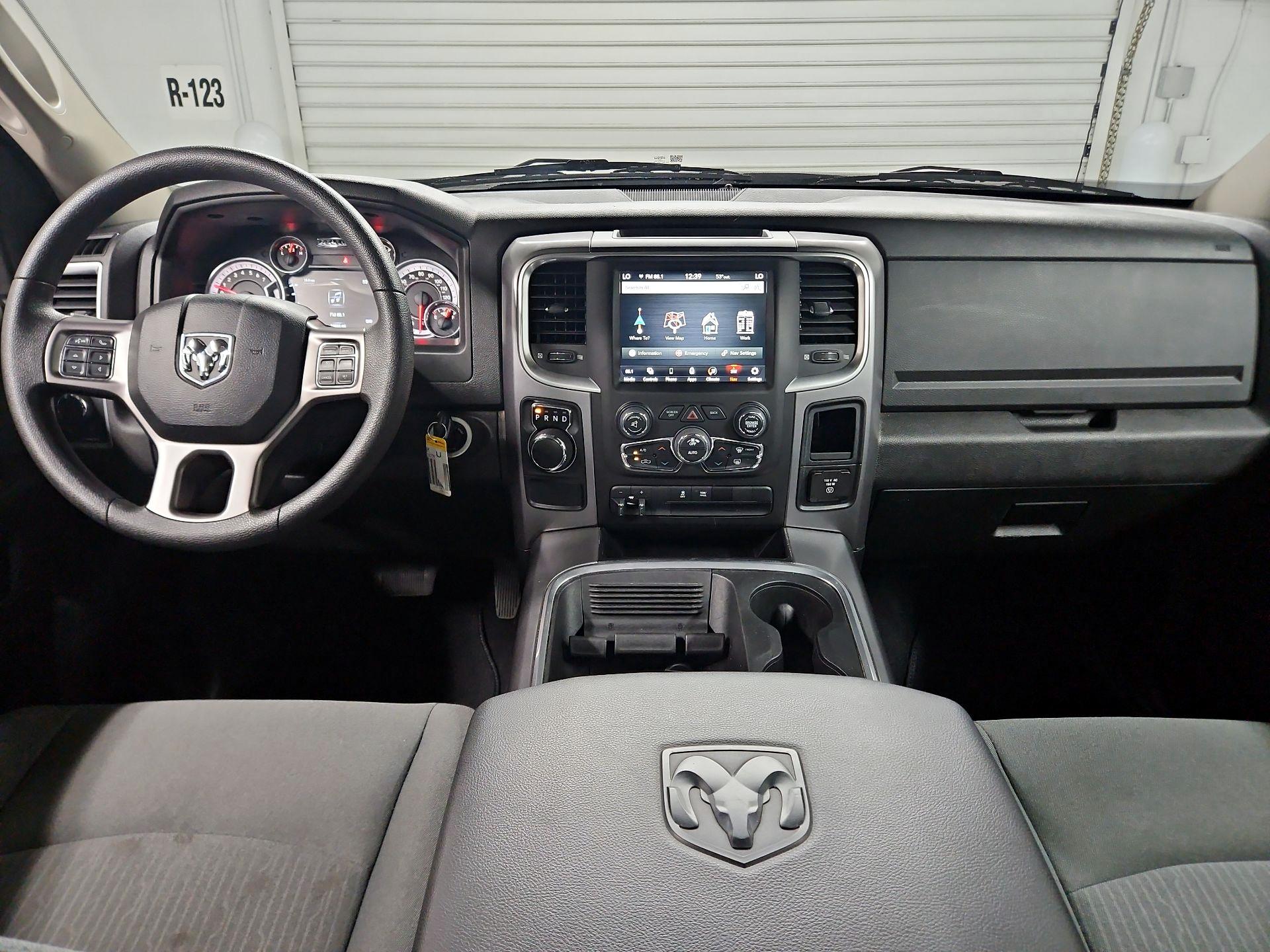 Thumbnail: 2023 RAM 1500 Classic - 9