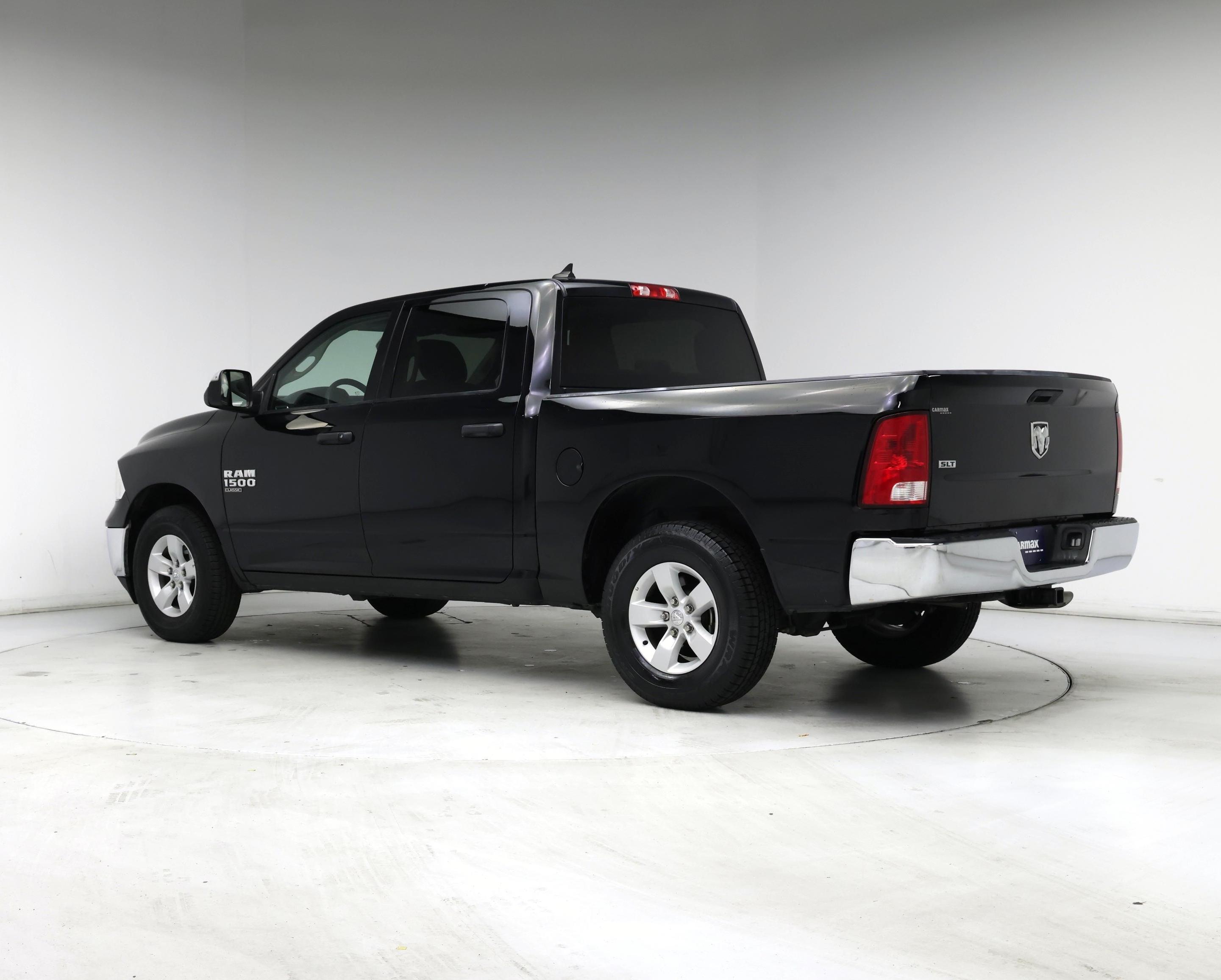 Thumbnail: 2023 RAM 1500 Classic - 2