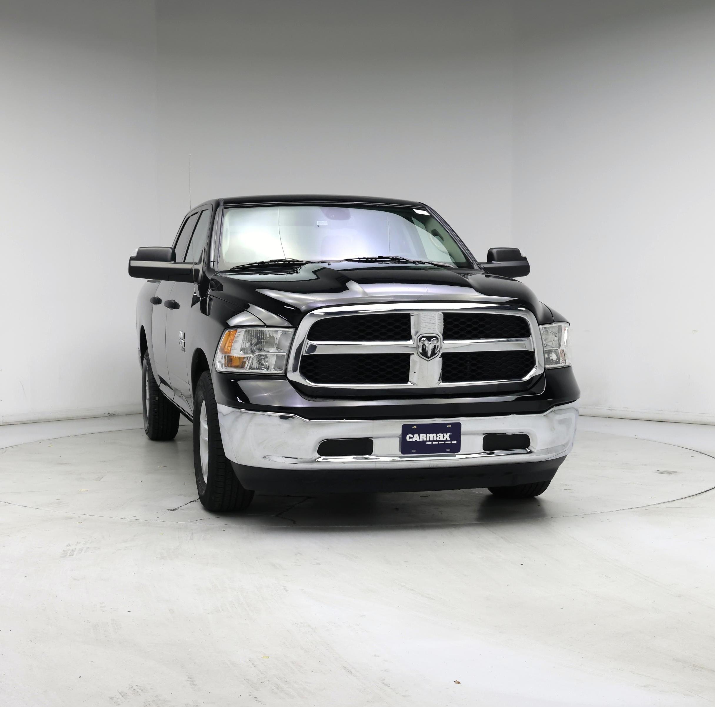 Thumbnail: 2023 RAM 1500 Classic - 5