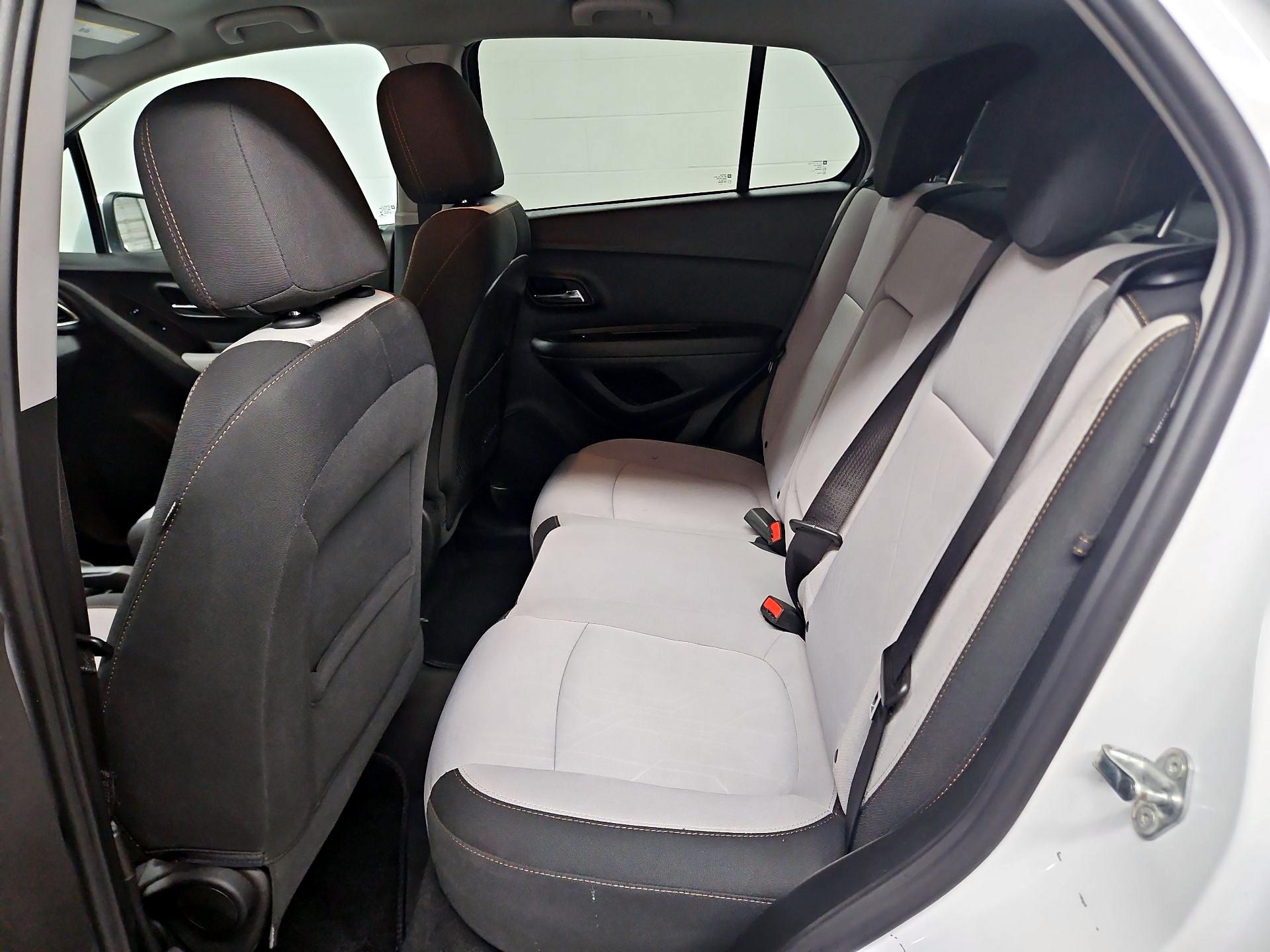 Thumbnail: 2020 Chevrolet Trax - 19