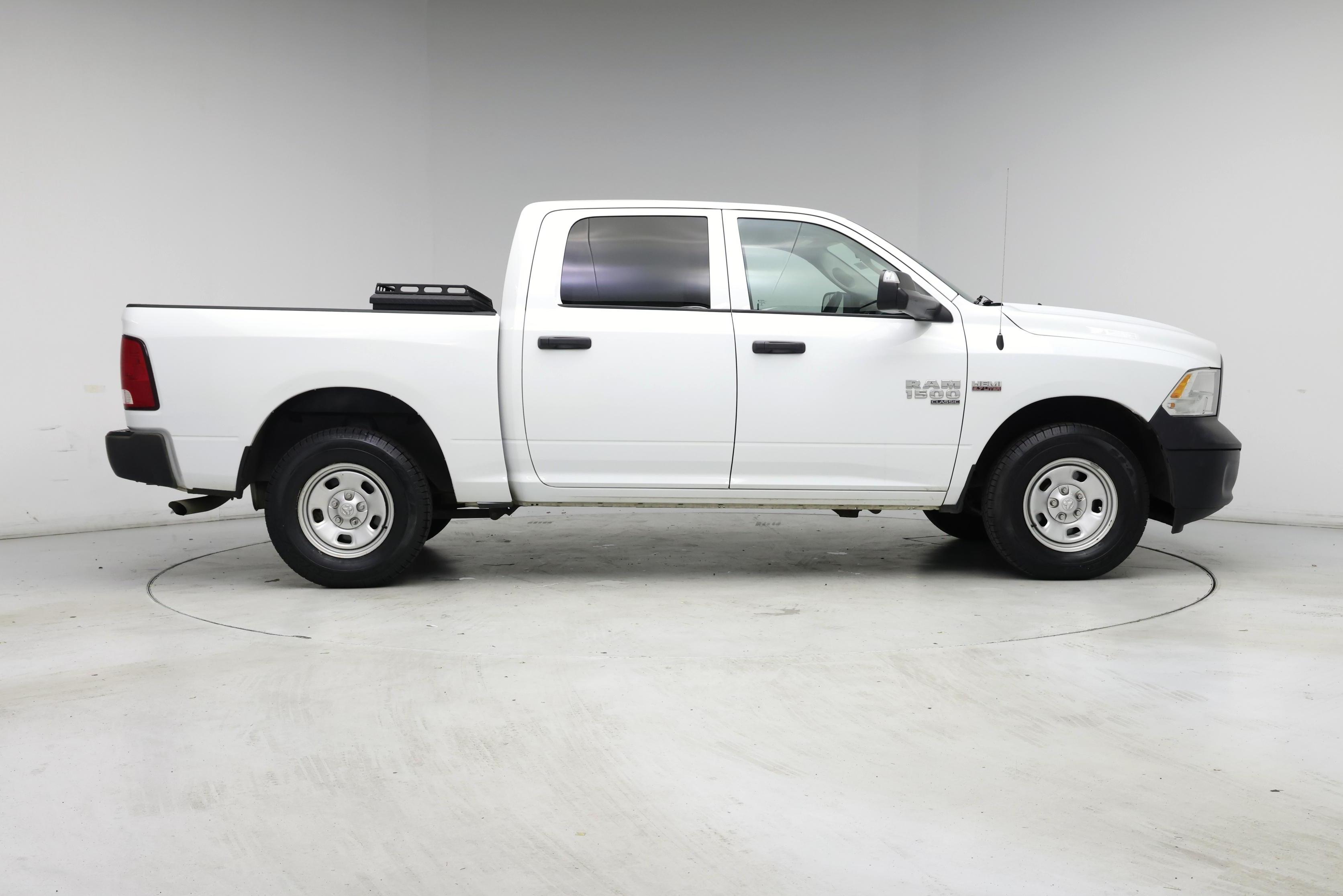 Thumbnail: 2022 RAM 1500 Classic - 7