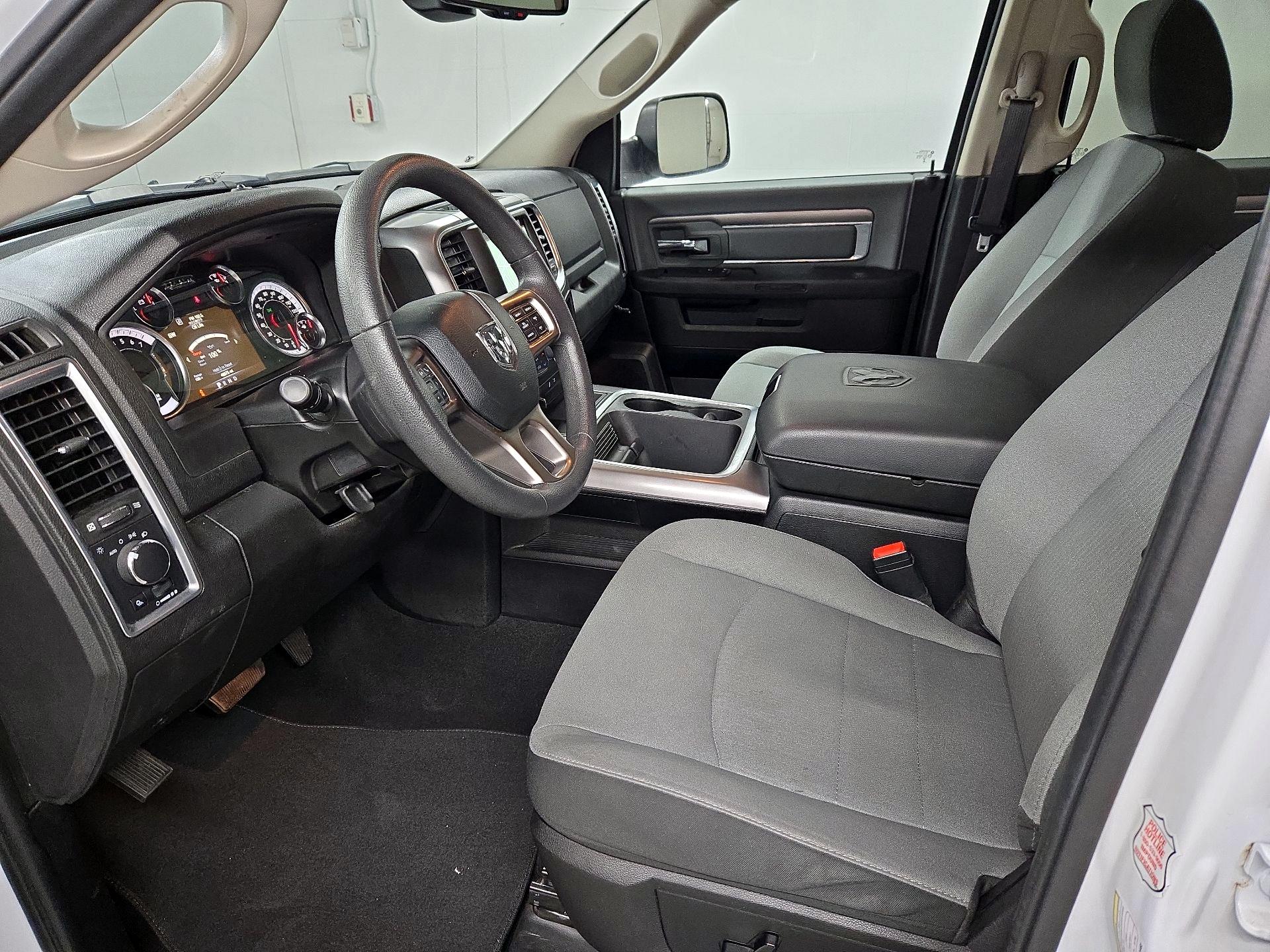 Thumbnail: 2023 RAM 1500 Classic - 11