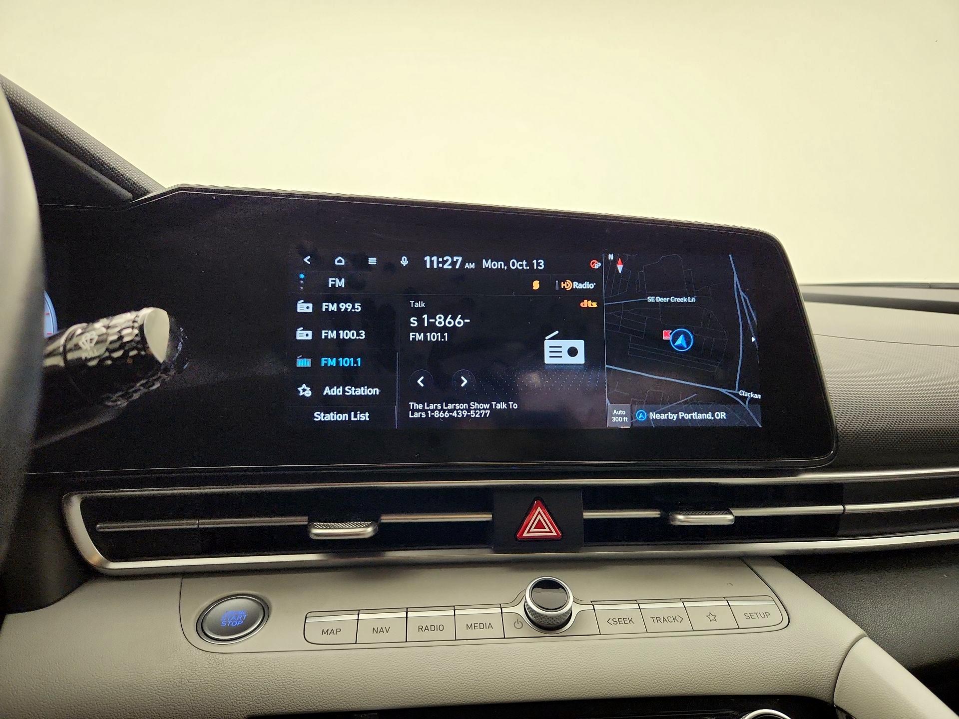 Thumbnail: 2023 Hyundai Elantra - 16